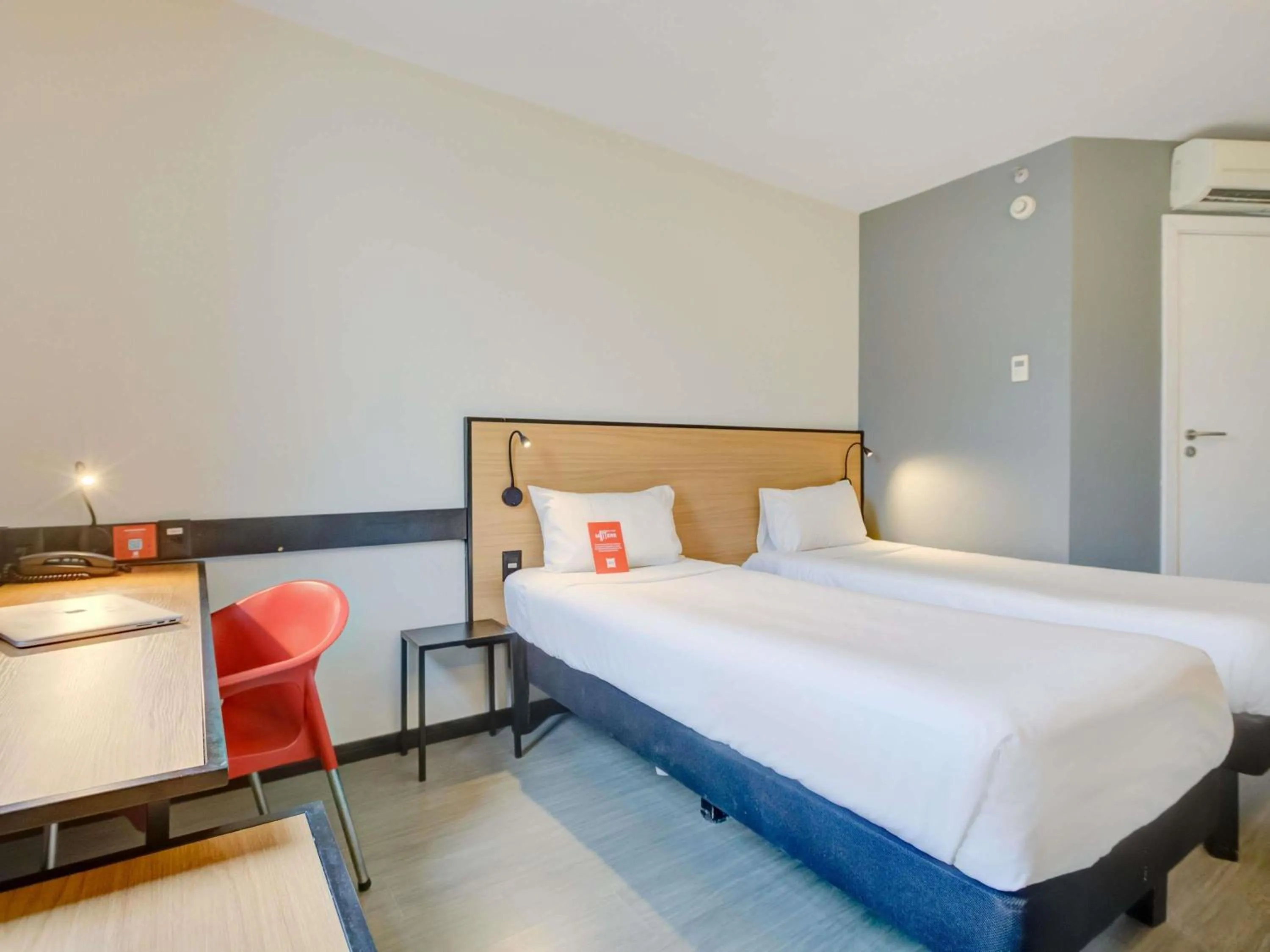 Bedroom, Bed in ibis Rio de Janeiro Barra da Tijuca