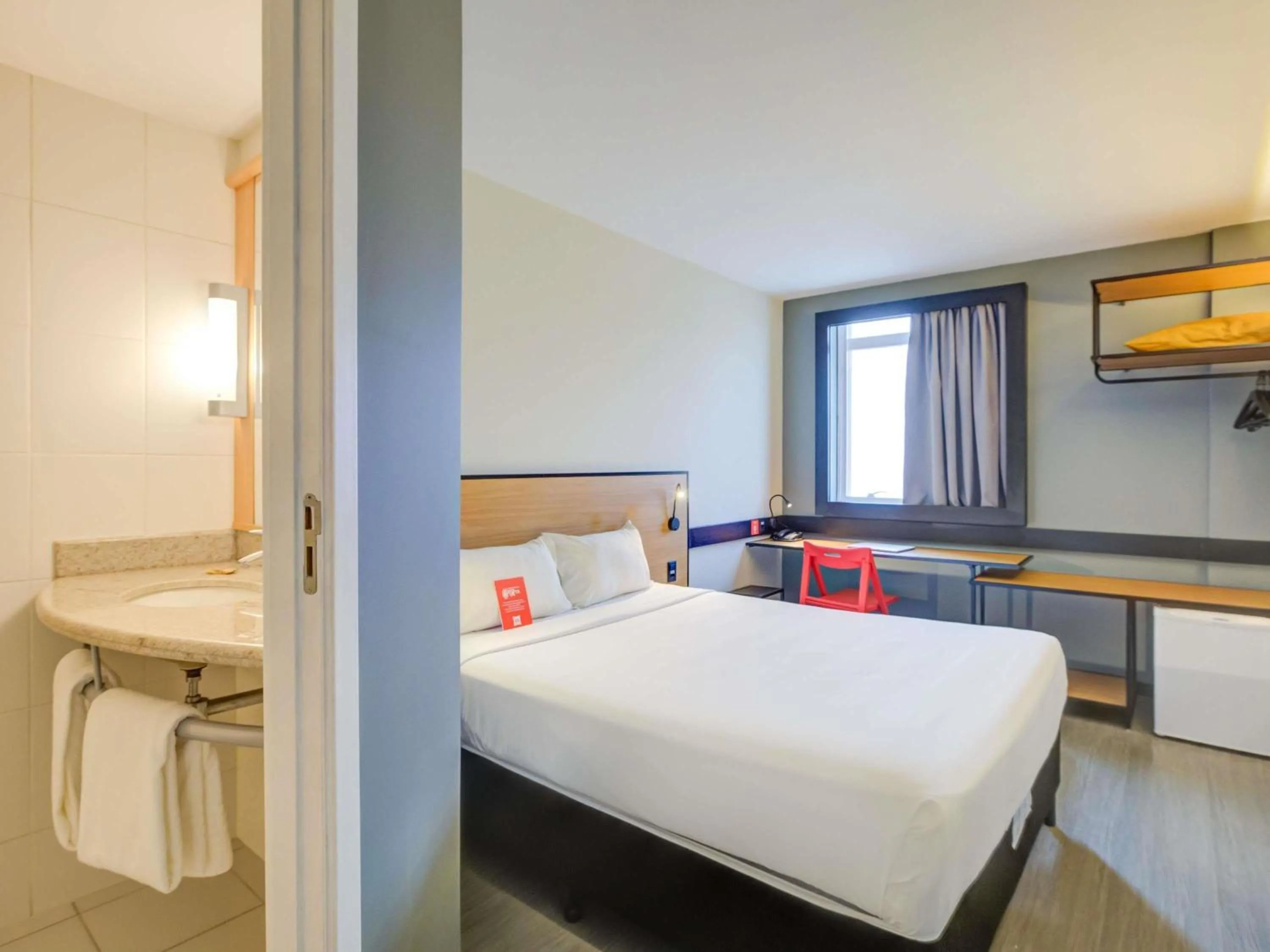 Bedroom, Bed in ibis Rio de Janeiro Barra da Tijuca