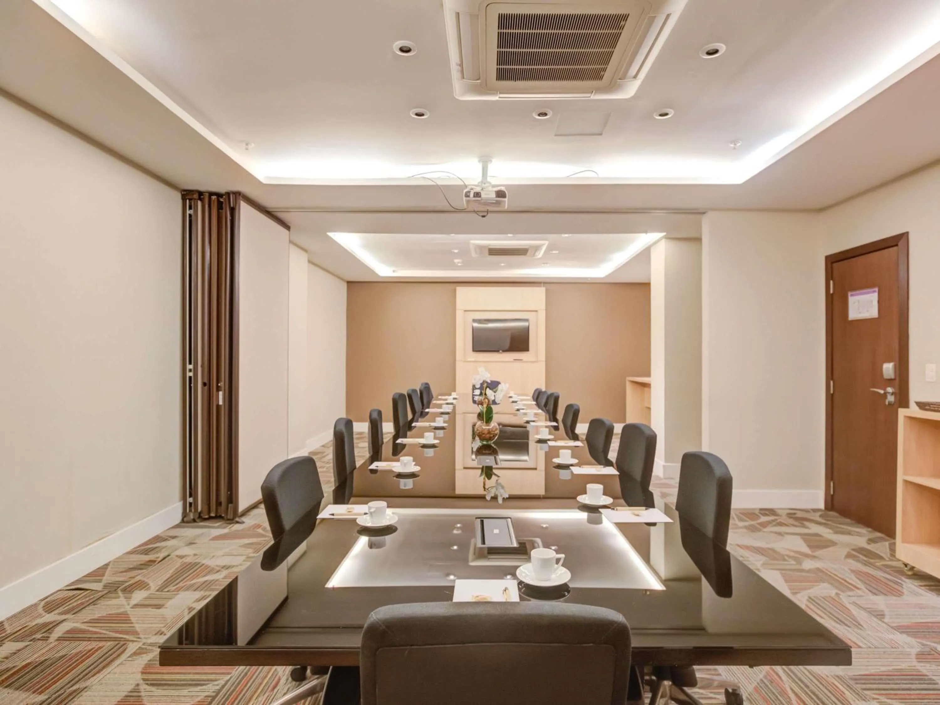 Meeting/conference room in ibis Rio de Janeiro Barra da Tijuca