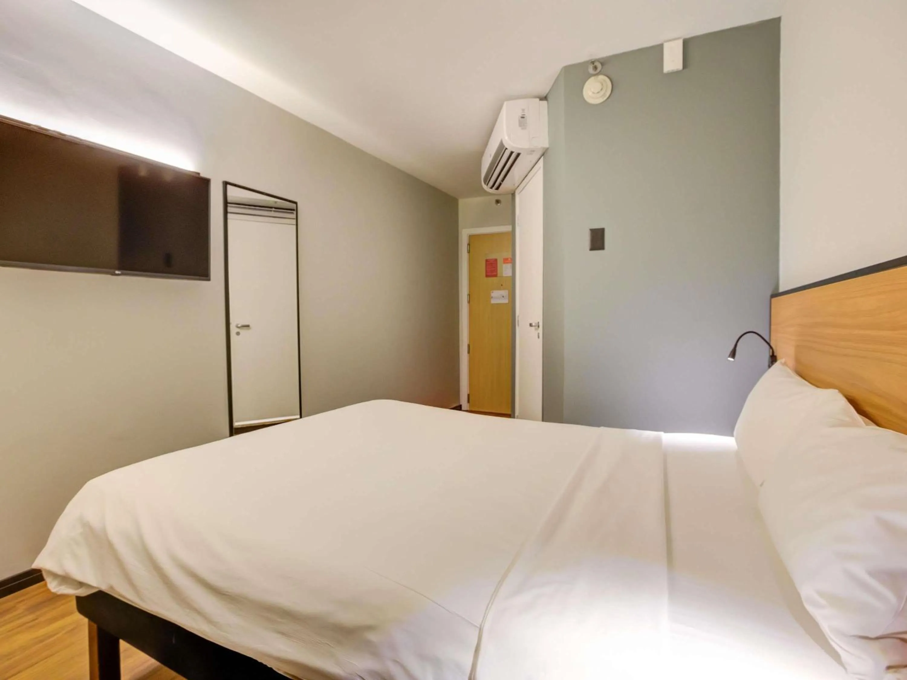 Bedroom, Bed in ibis Rio de Janeiro Barra da Tijuca