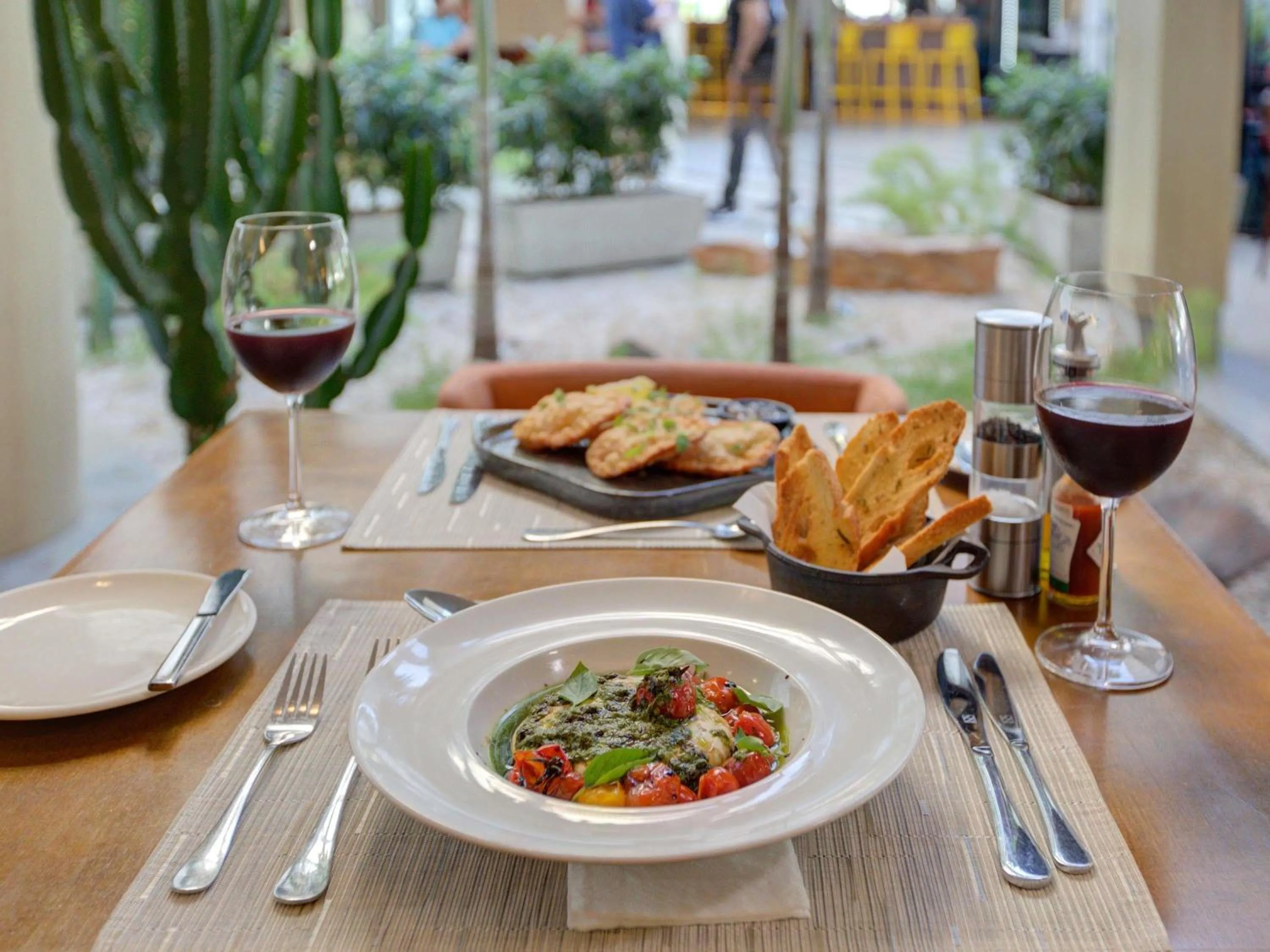 Restaurant/places to eat in ibis Rio de Janeiro Barra da Tijuca