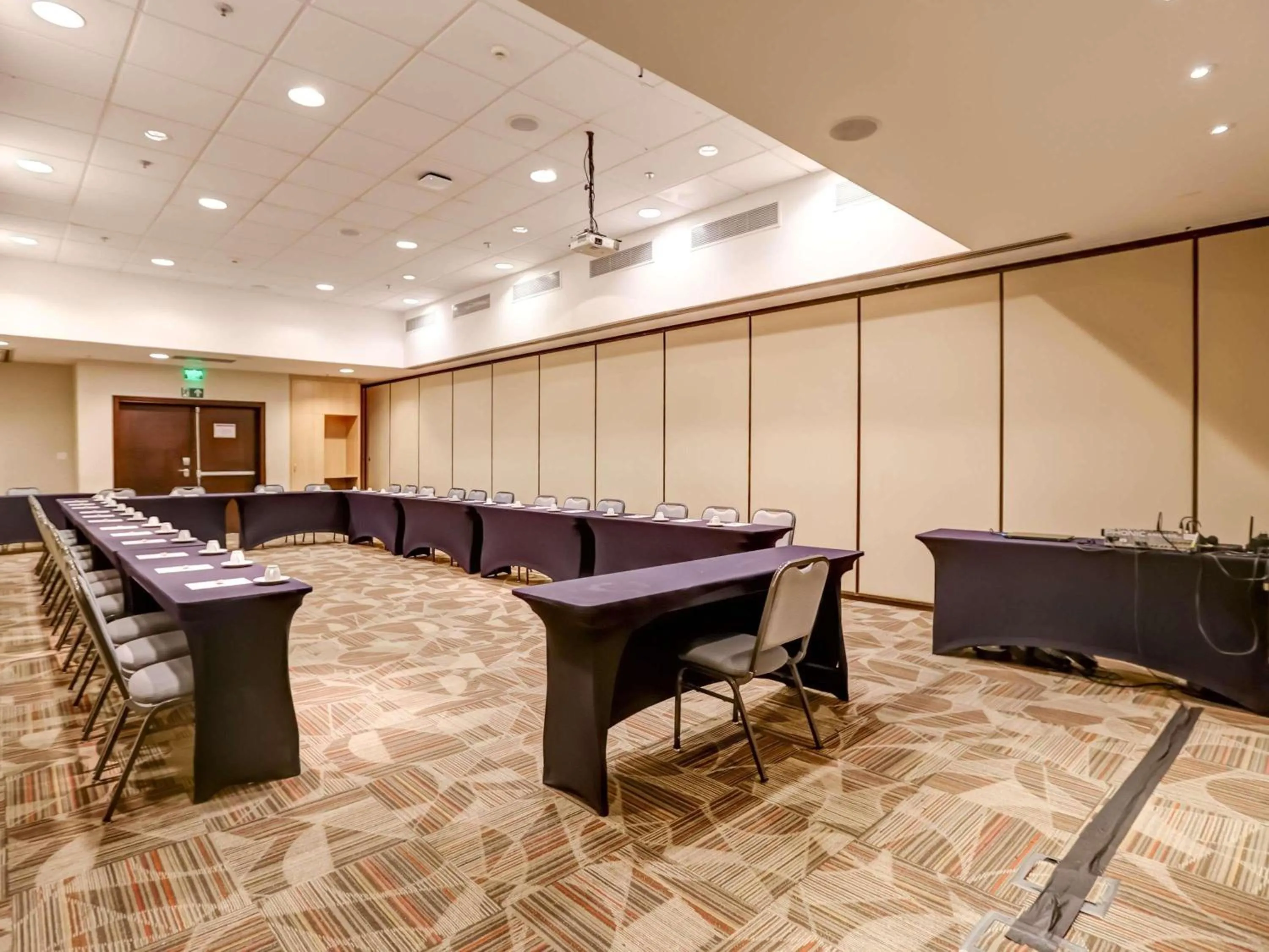 Meeting/conference room in ibis Rio de Janeiro Barra da Tijuca