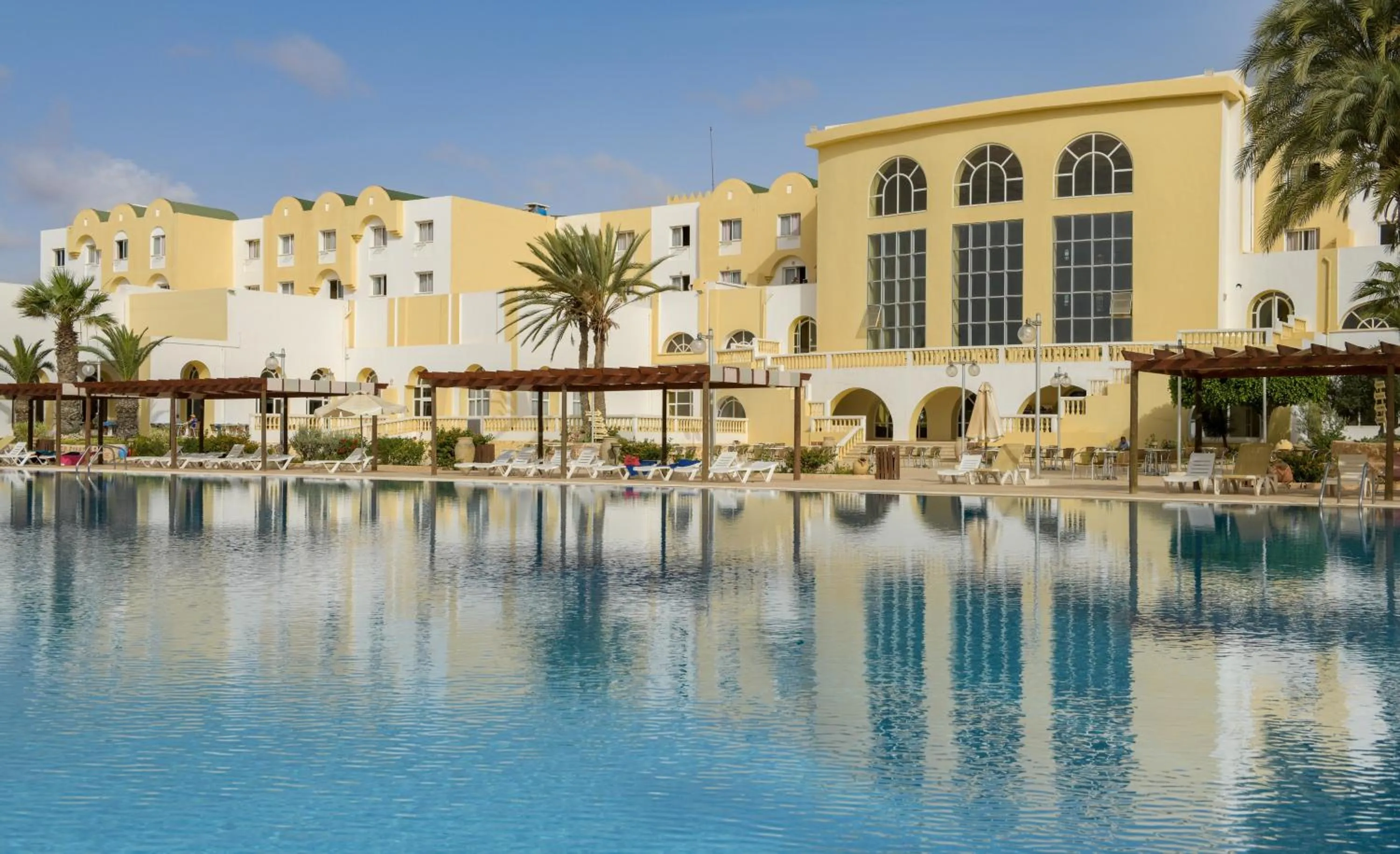 Swimming pool in Djerba Castille- Couples and Families