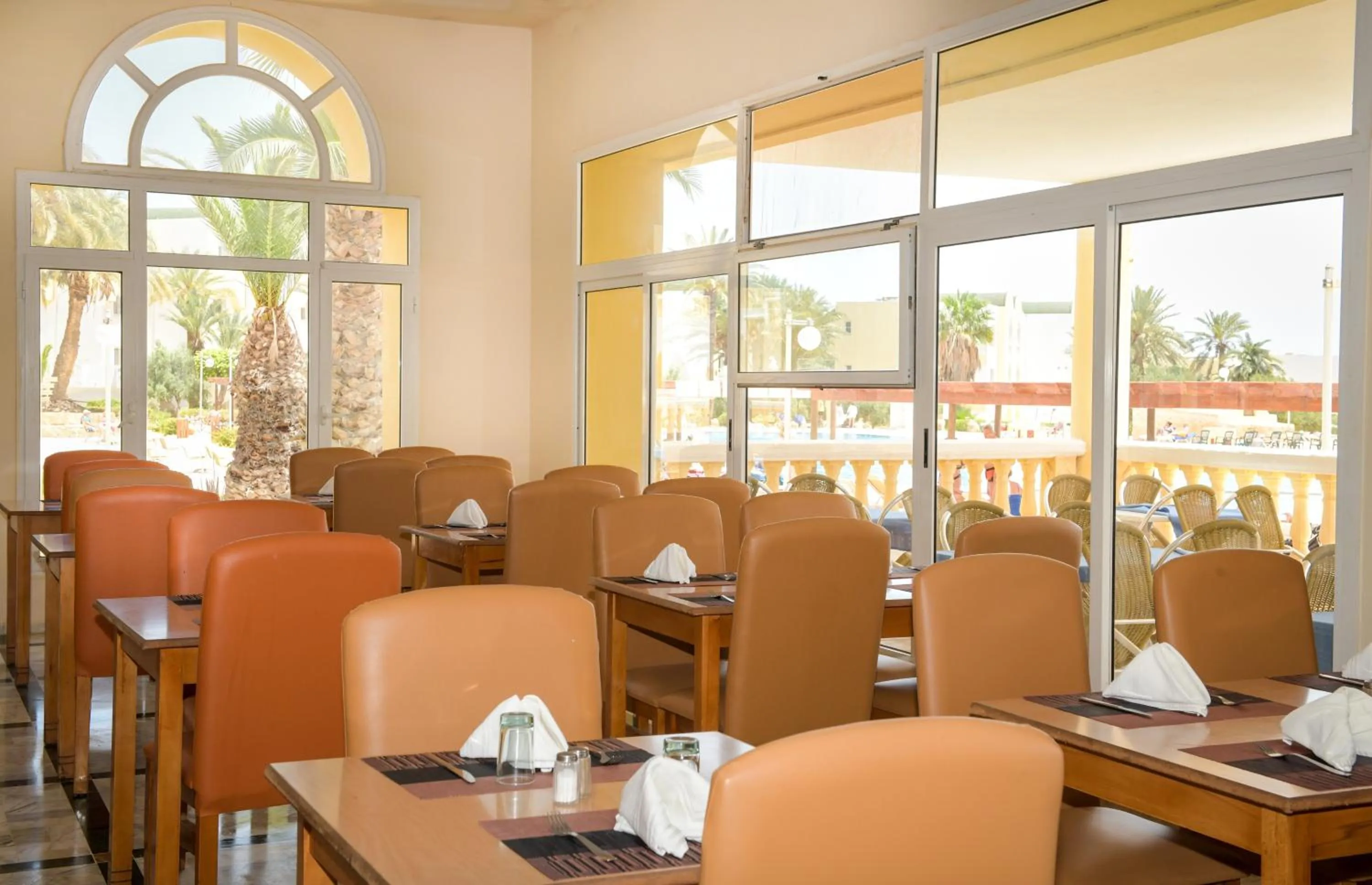 Restaurant/places to eat in Djerba Castille- Couples and Families