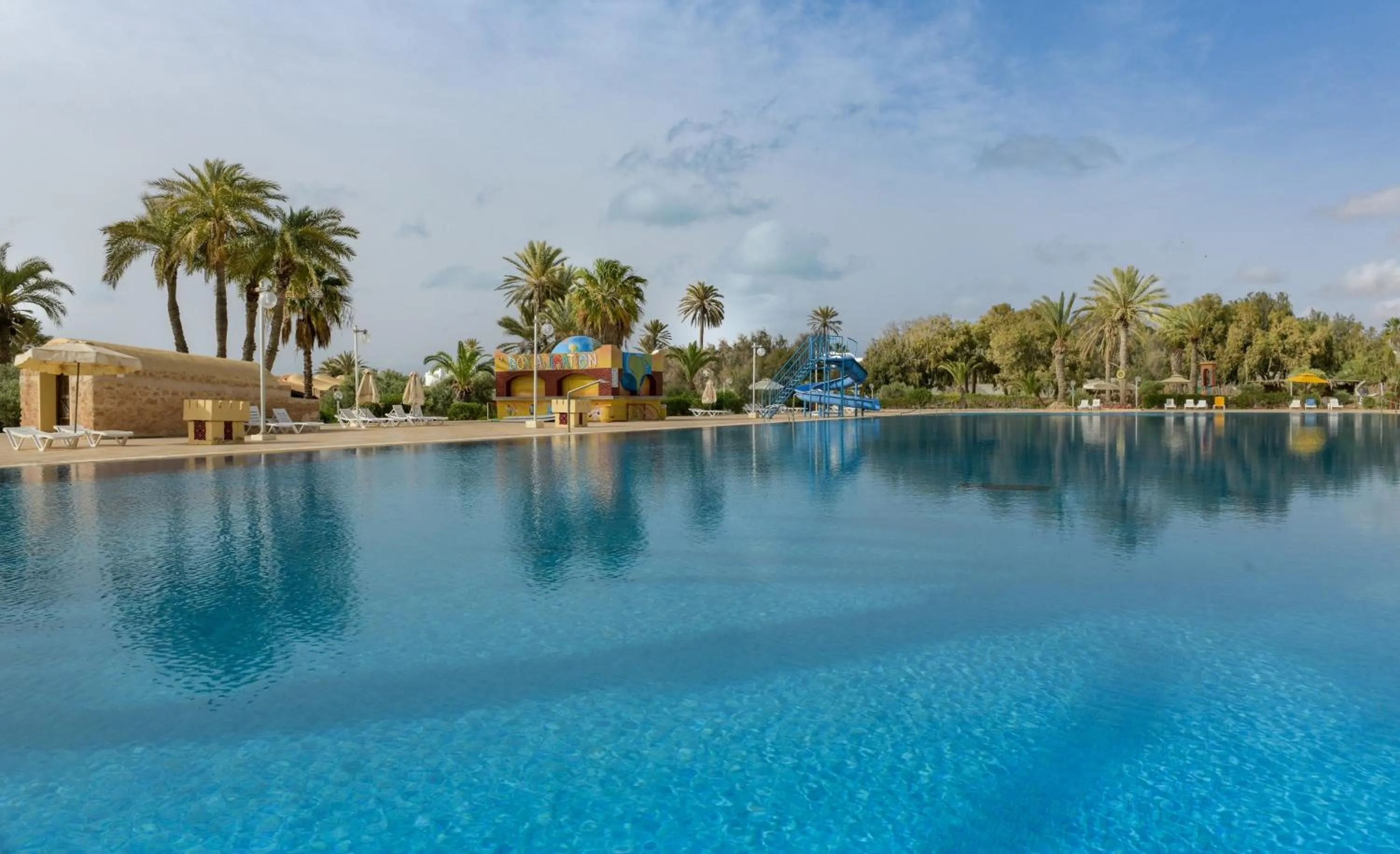 Swimming pool in Djerba Castille- Couples and Families