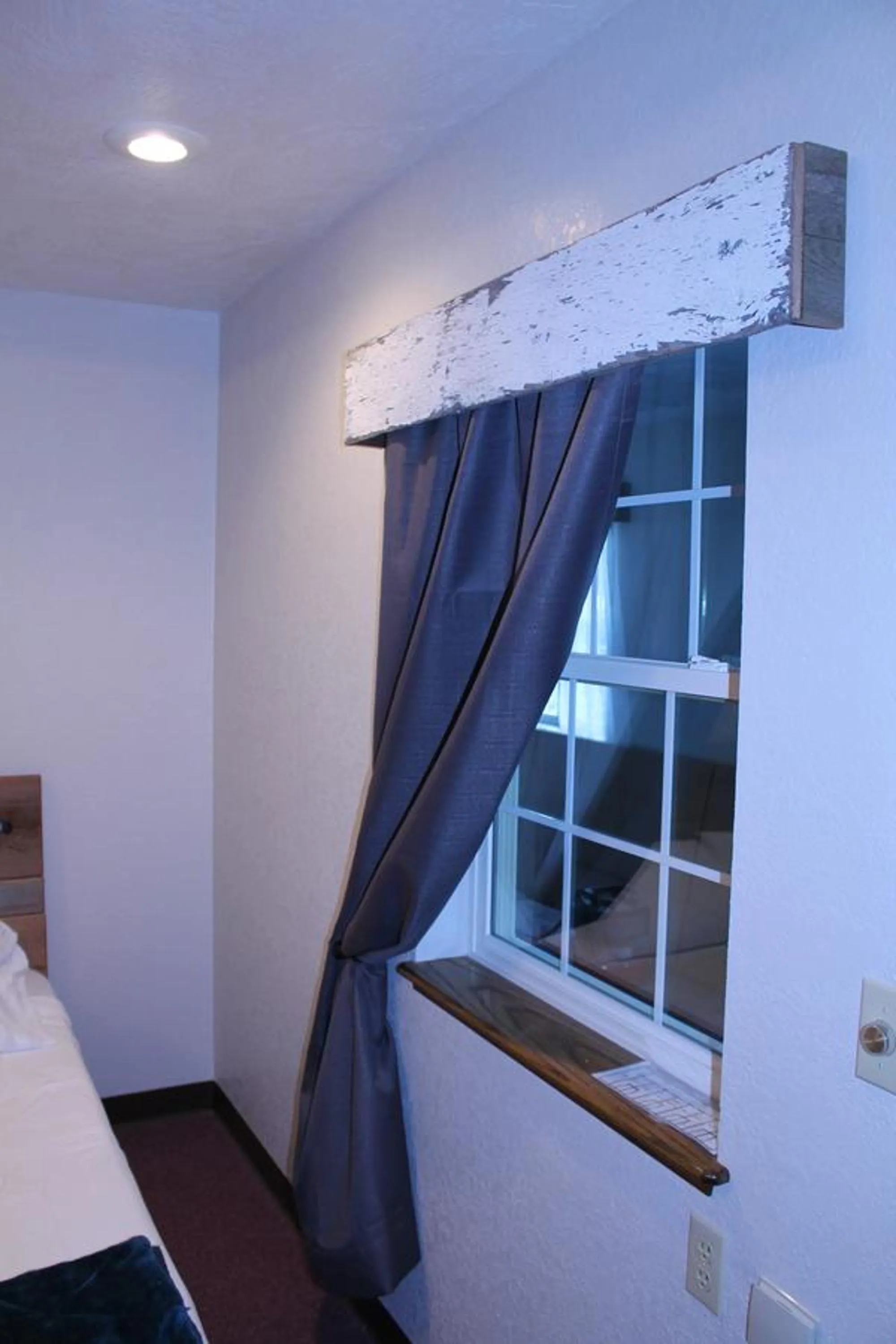 Bed in The BarnwooD Inn