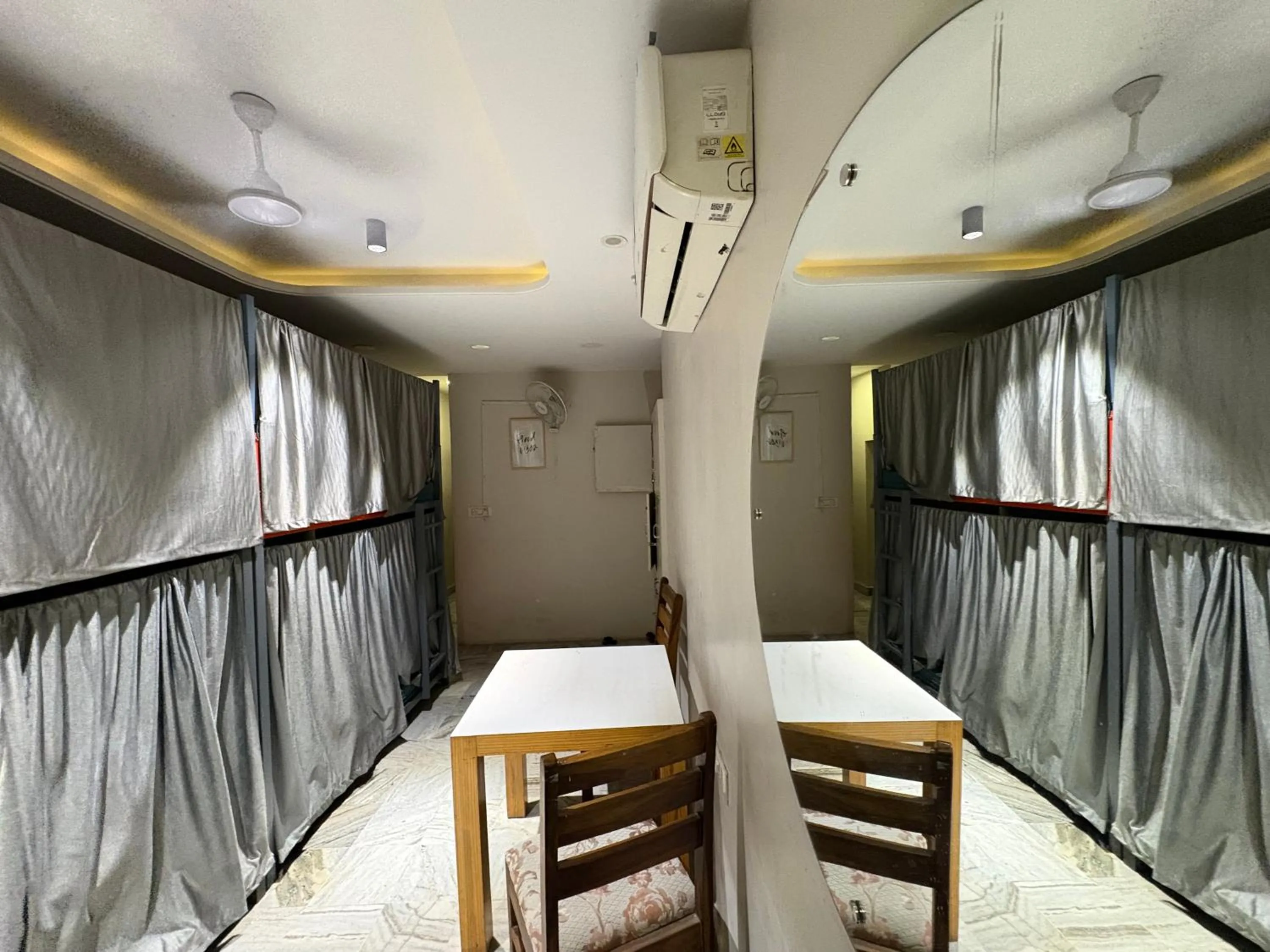 air conditioner in J Startup House - Coliving & Coworking, Jaipur - C Scheme