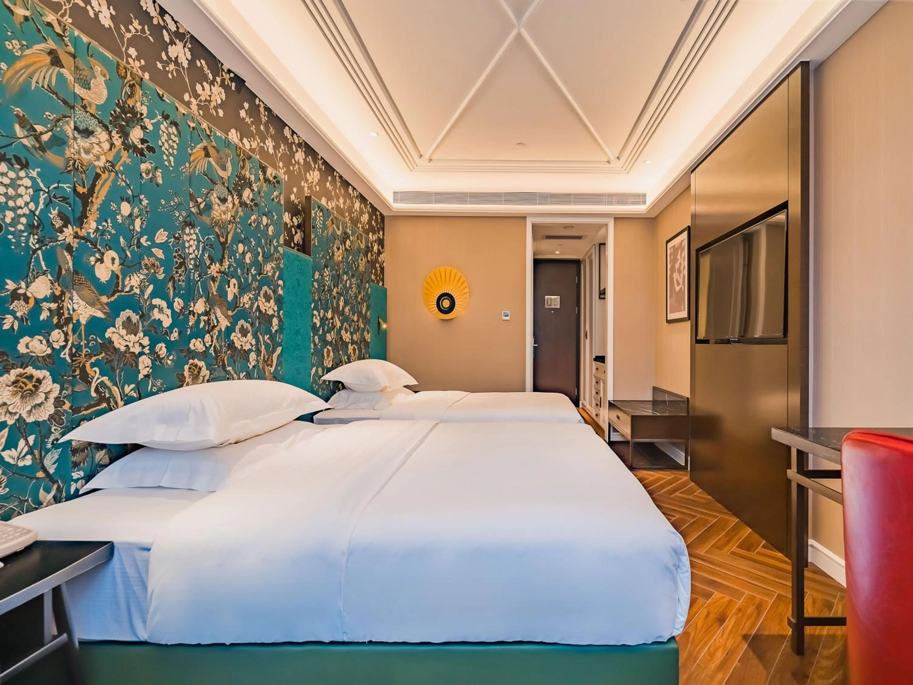 Metropolo Hotel Guangzhou Hanxi Chimelong Wanbo Subway Station