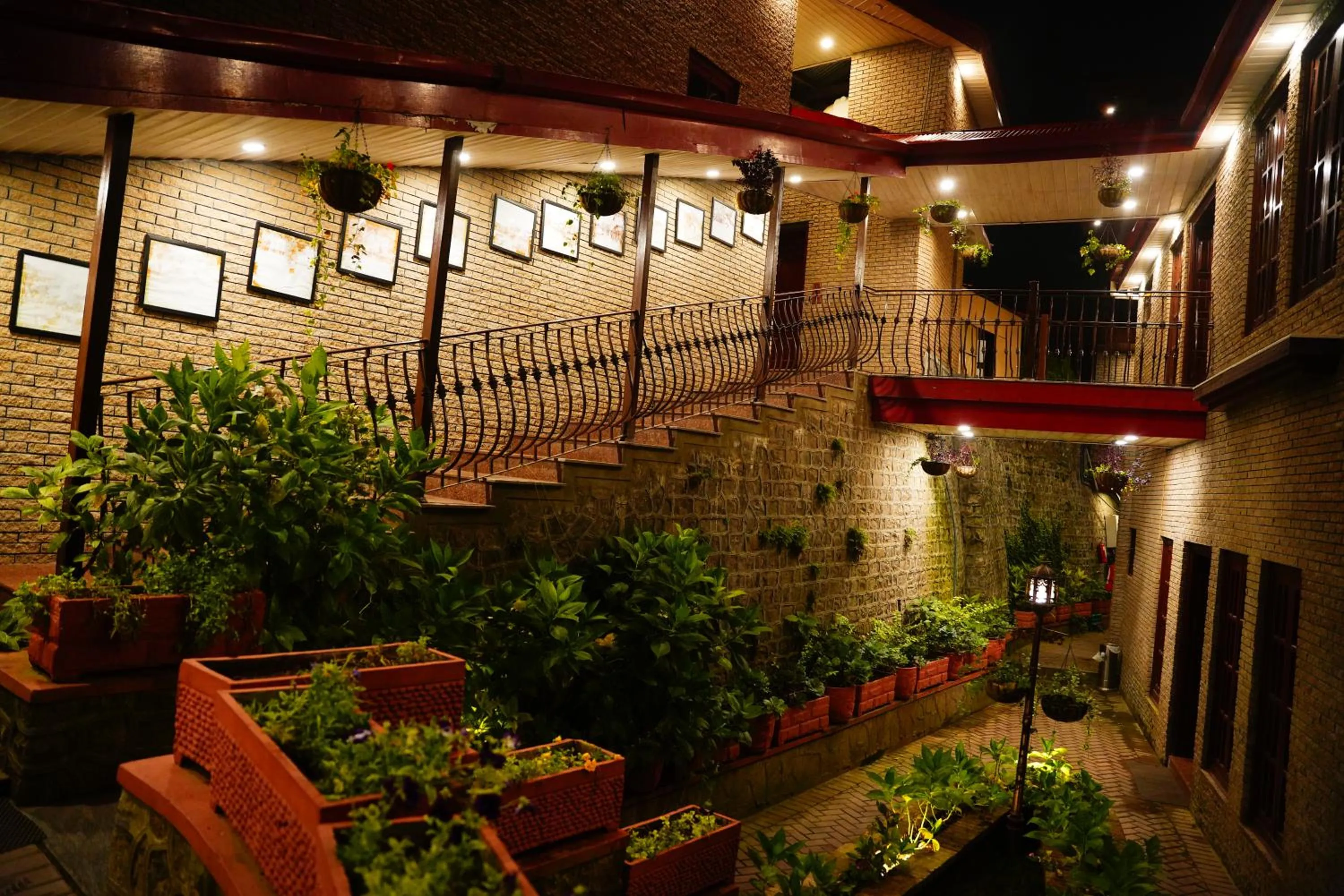 Khattak Lodges Murree