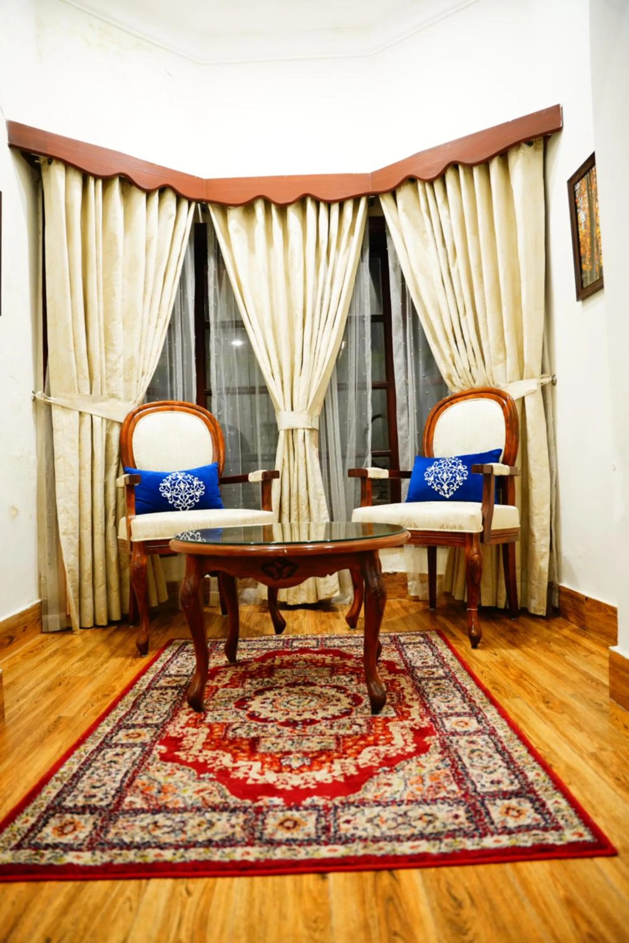 Khattak Lodges Murree