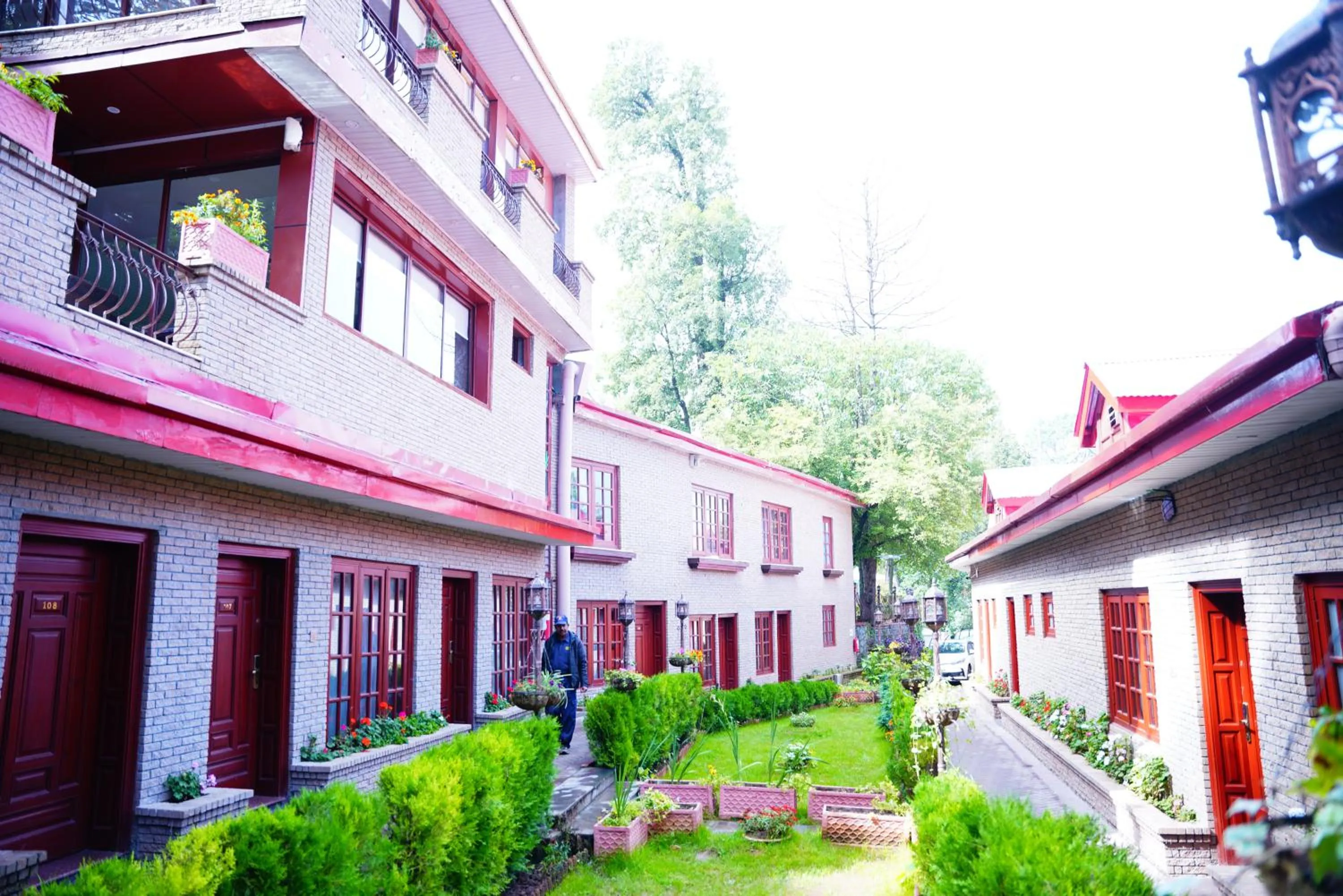 Khattak Lodges Murree