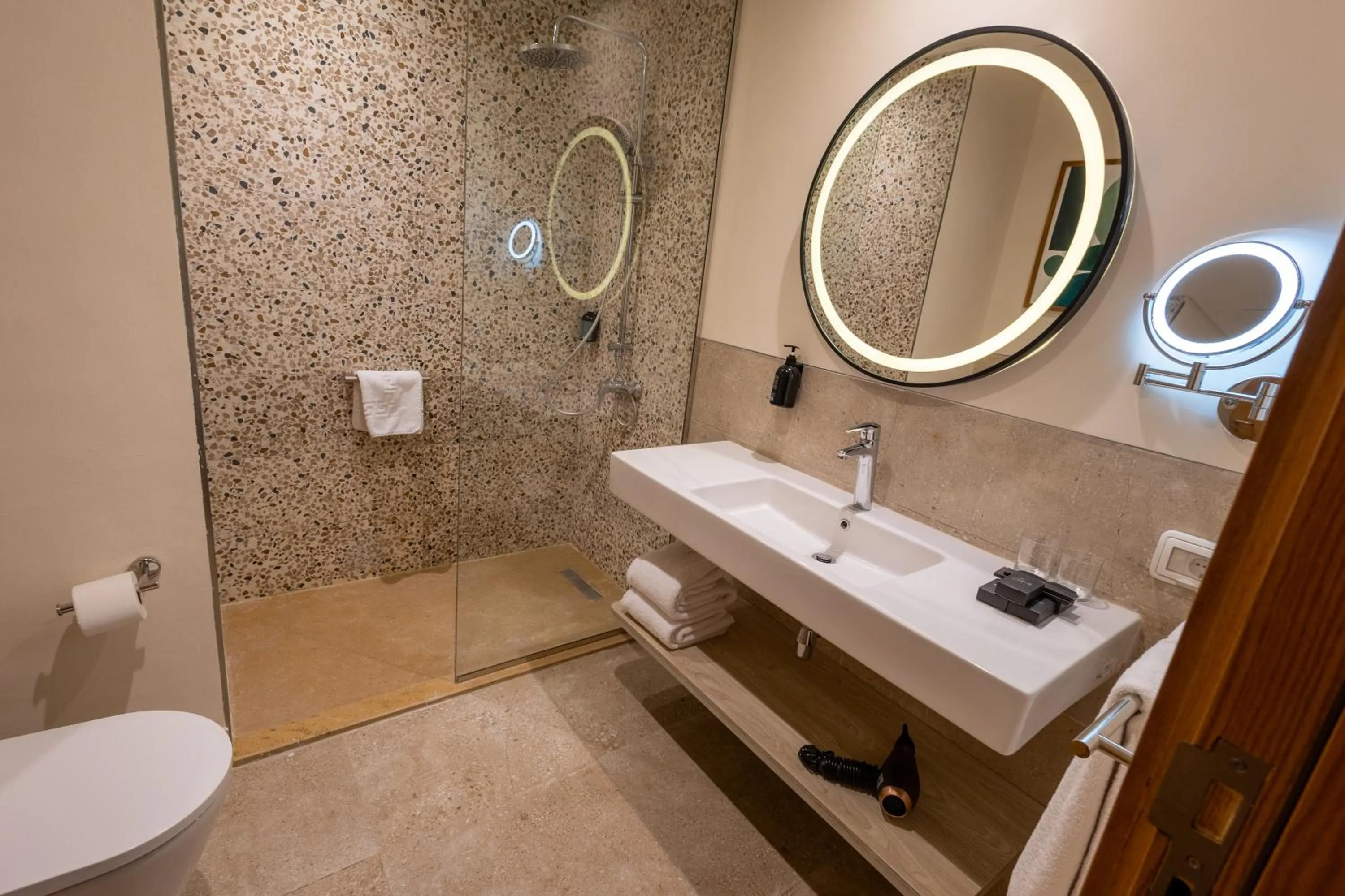 Bathroom in The Kaktus Somabay