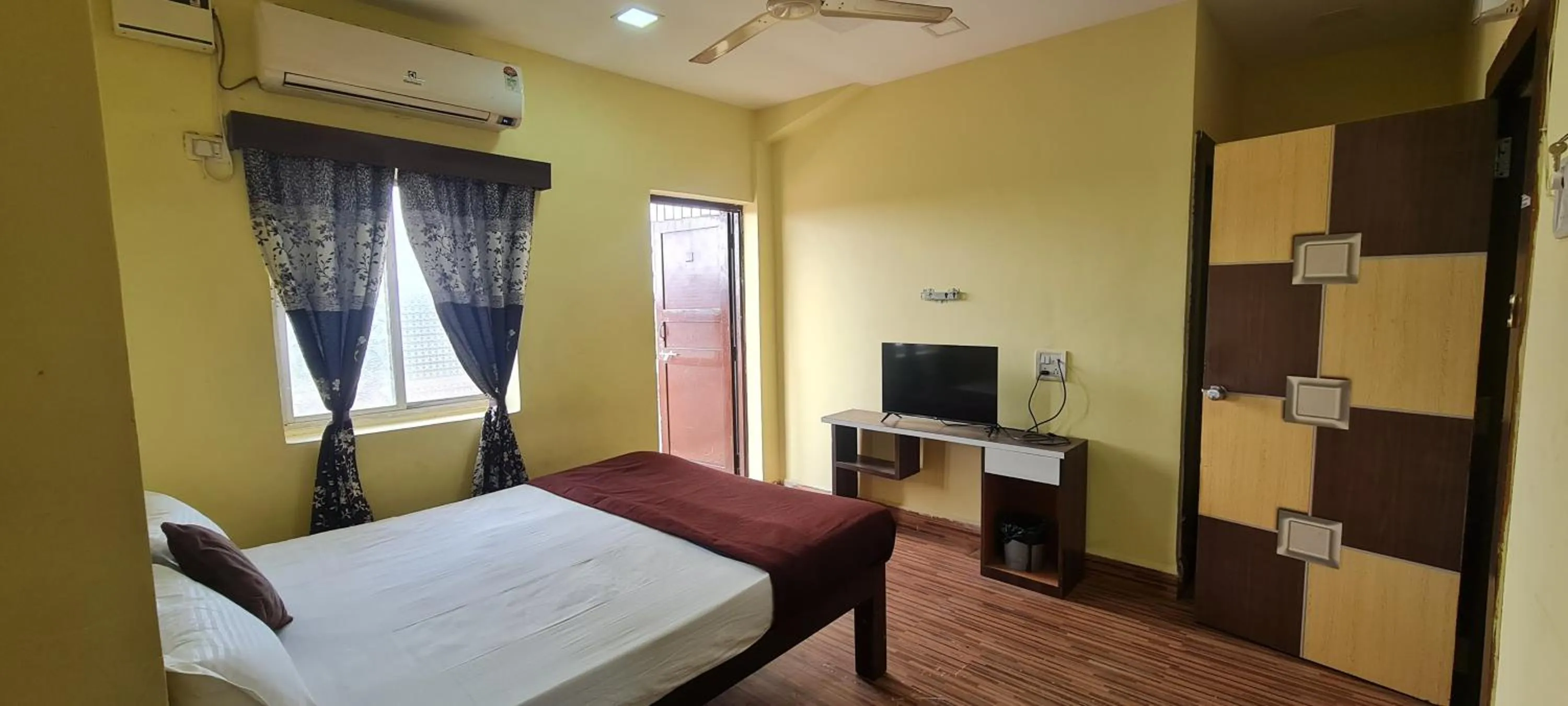 Bed in Hotel City Comfort