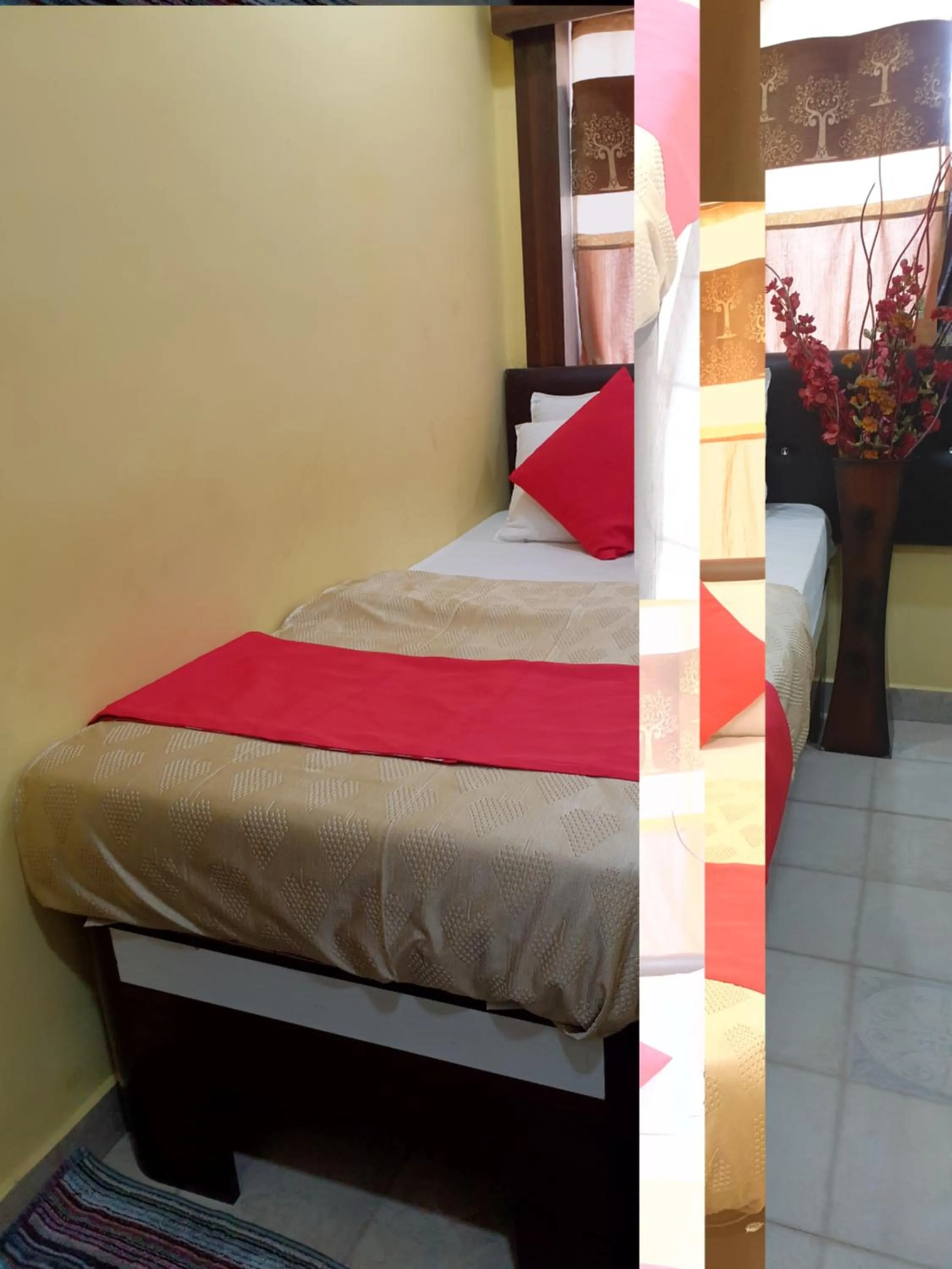 Bed in Hotel City Comfort