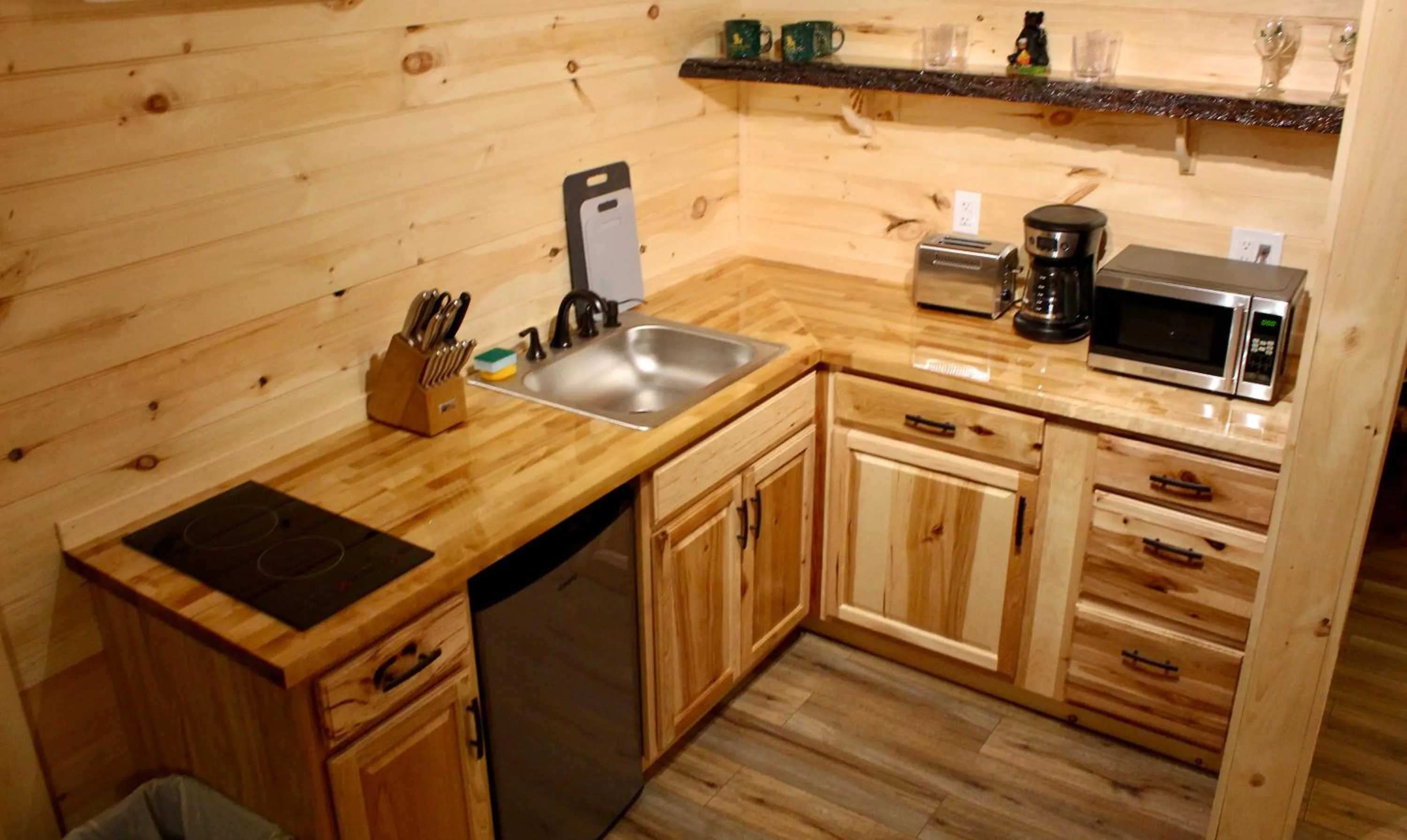 The Sundowner on Lake George