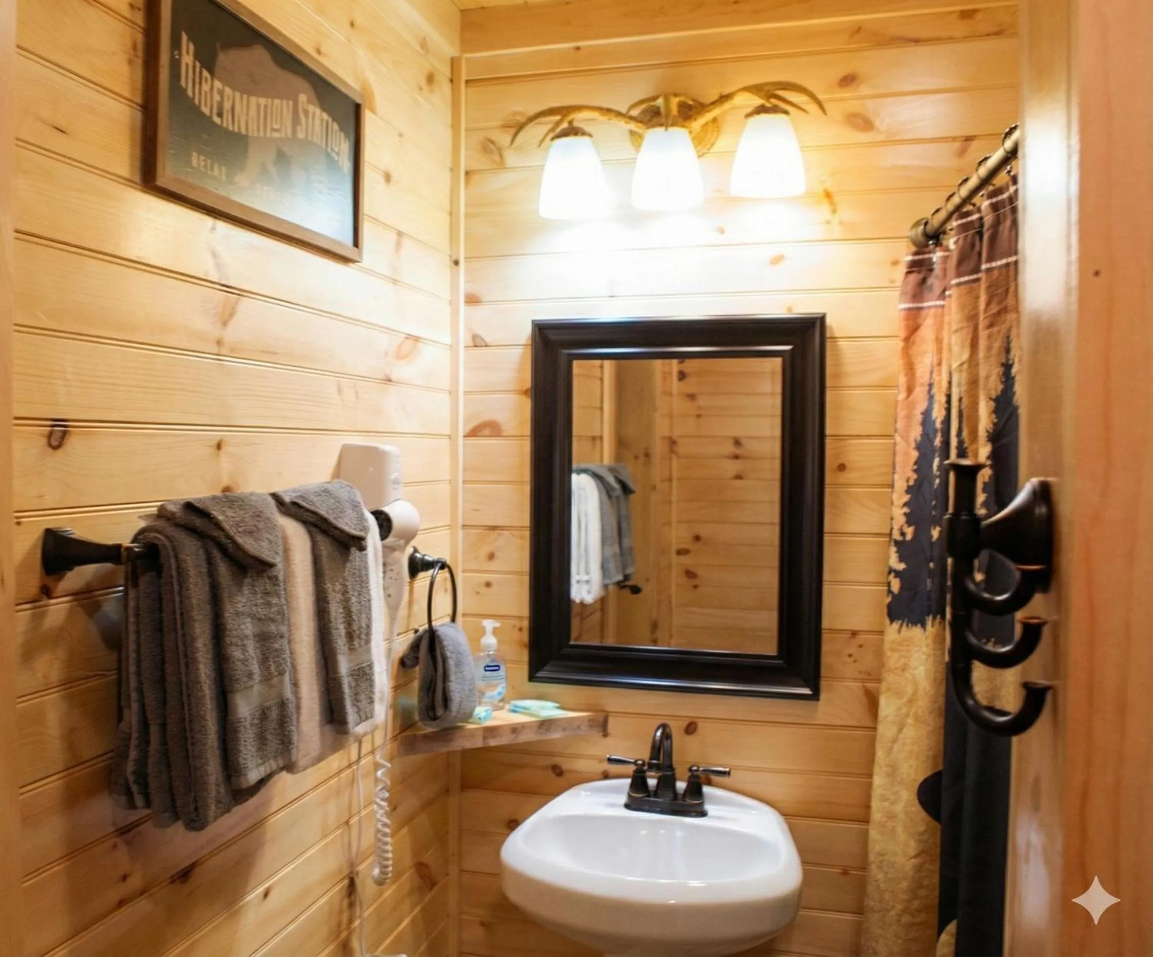 The Sundowner on Lake George