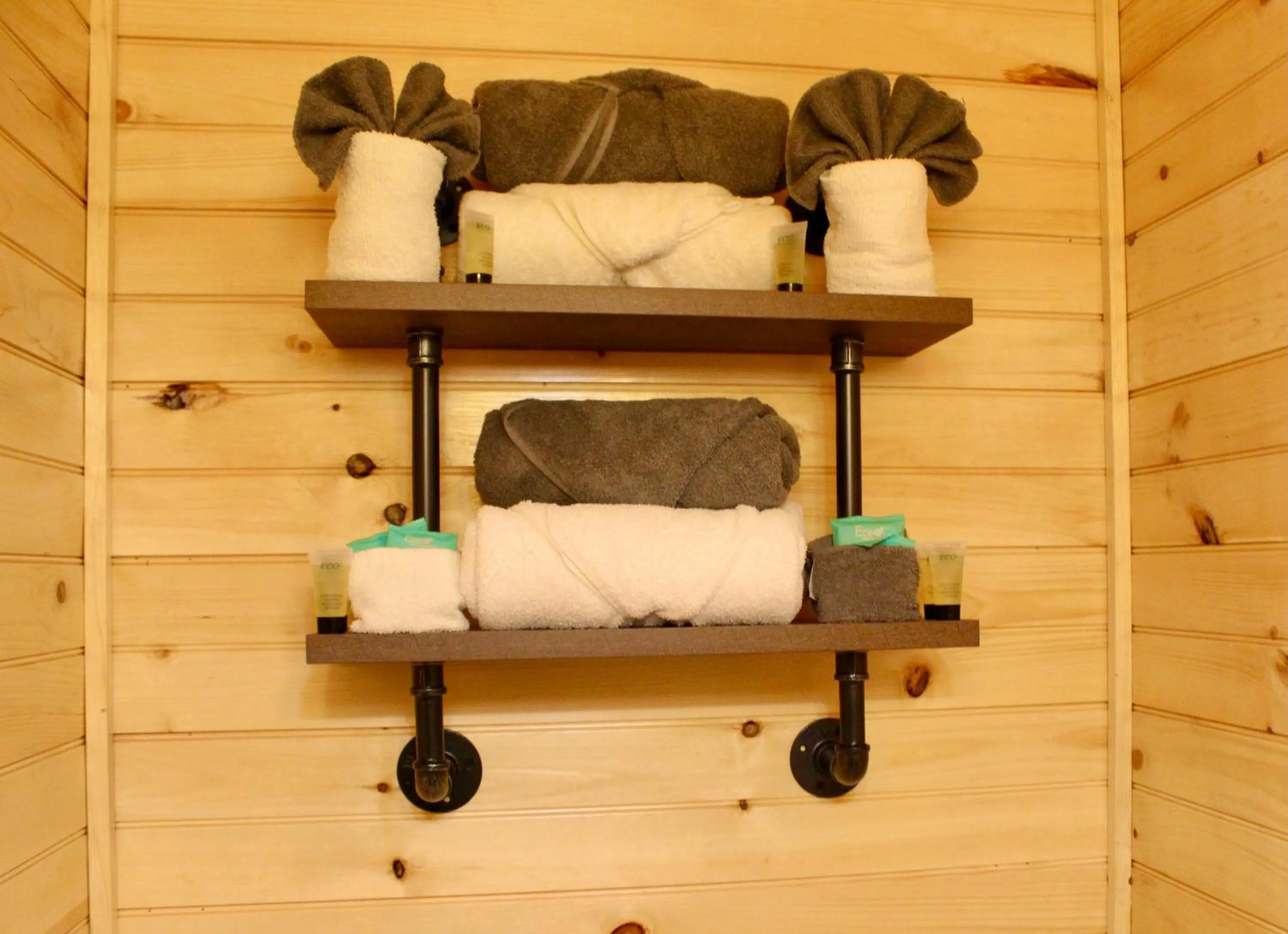 The Sundowner on Lake George