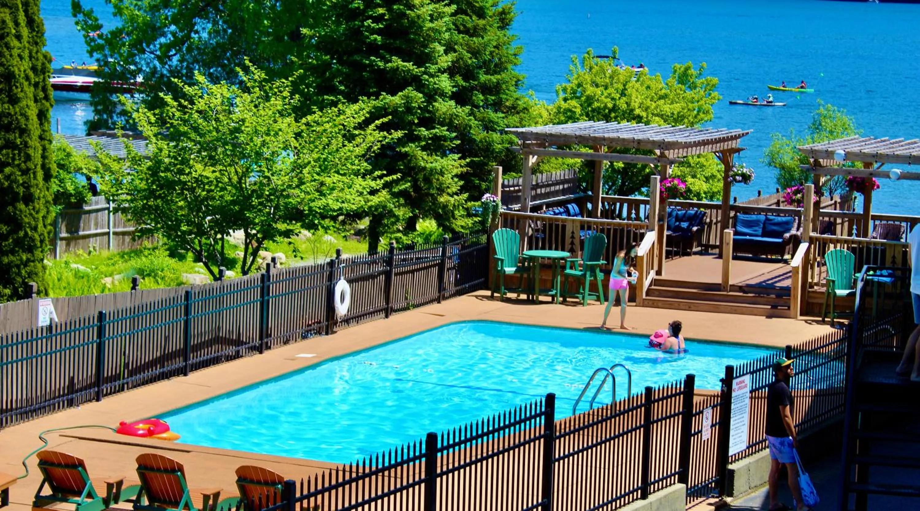 The Sundowner on Lake George