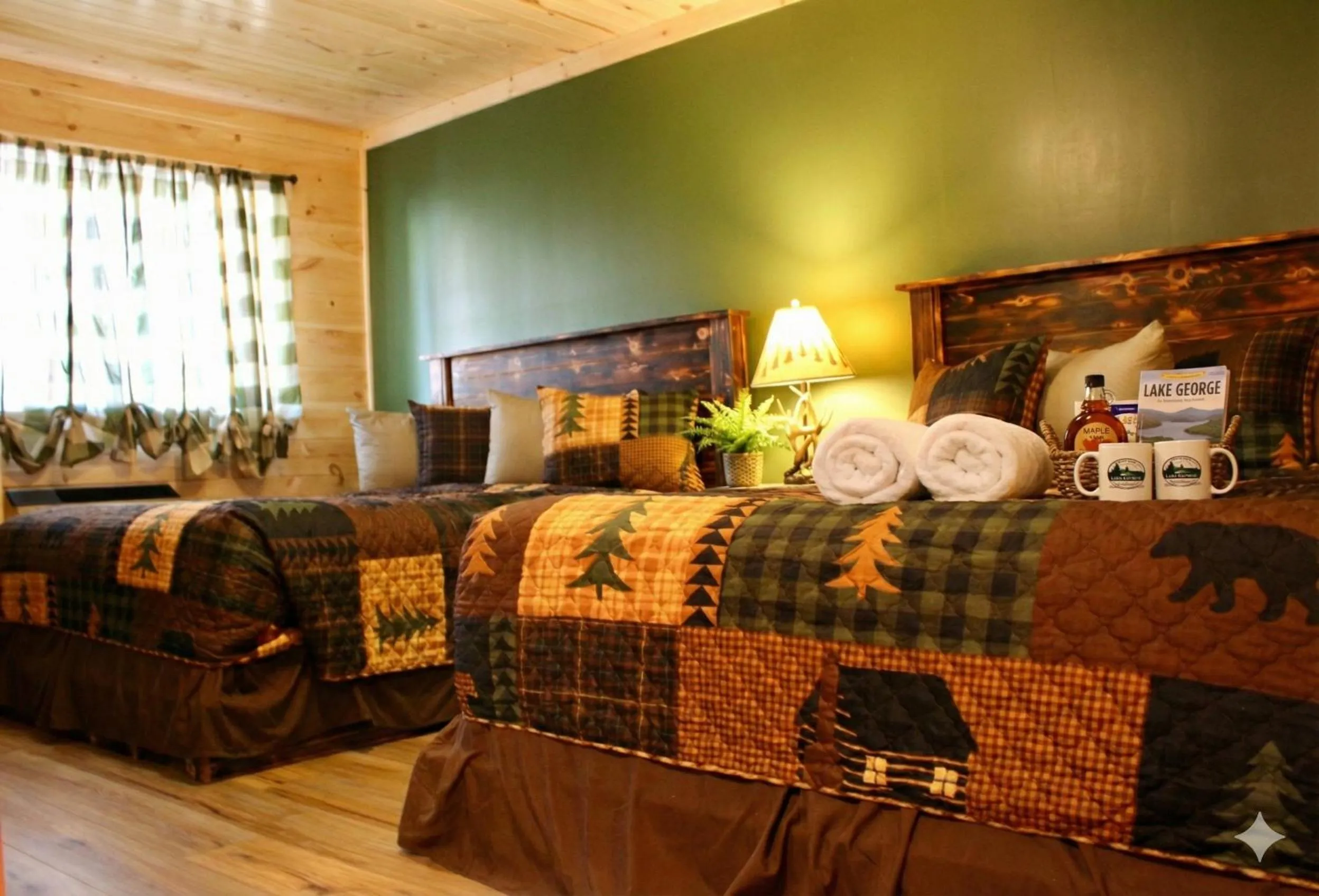 Bed in The Sundowner on Lake George