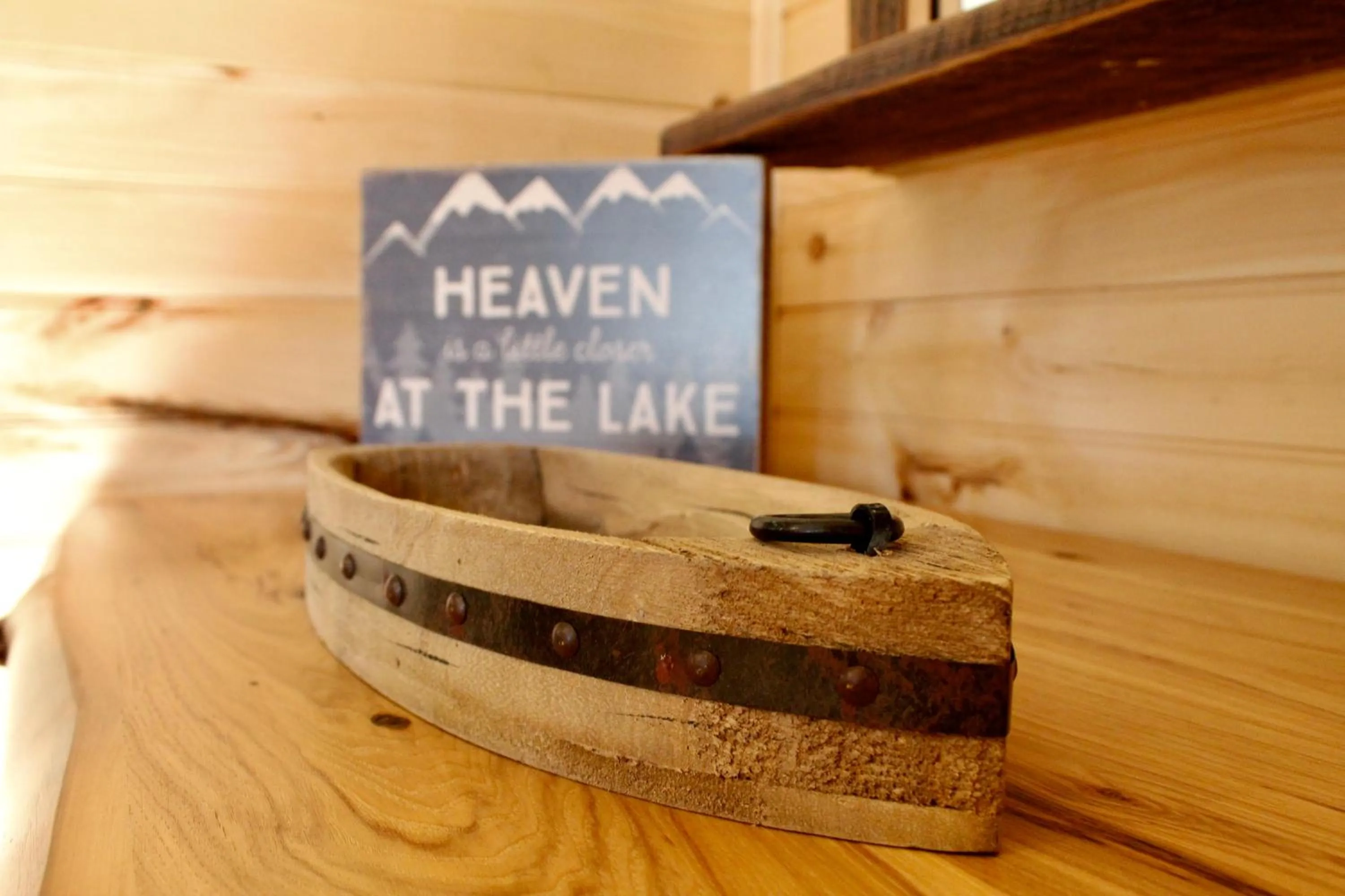 The Sundowner on Lake George