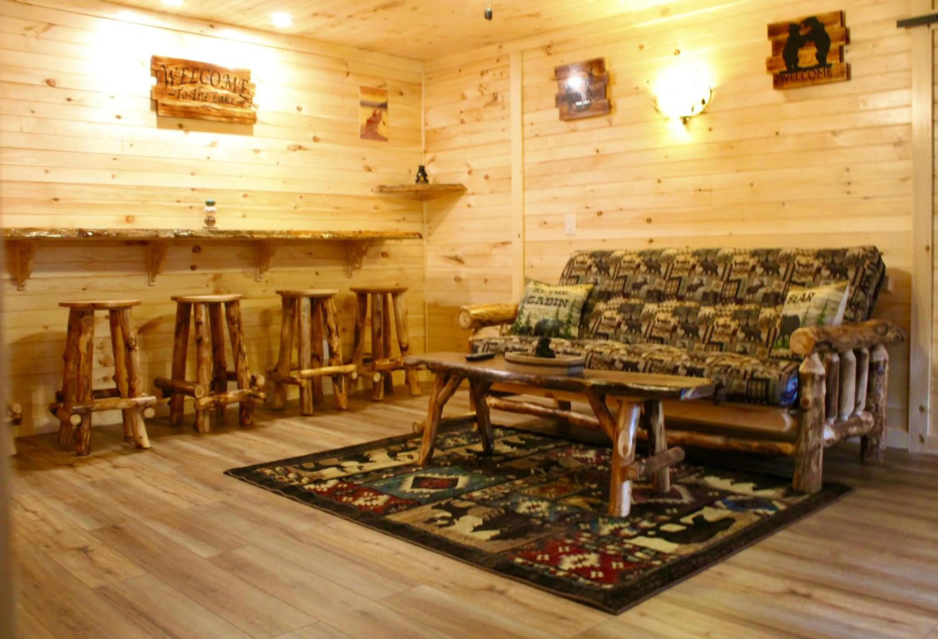 The Sundowner on Lake George