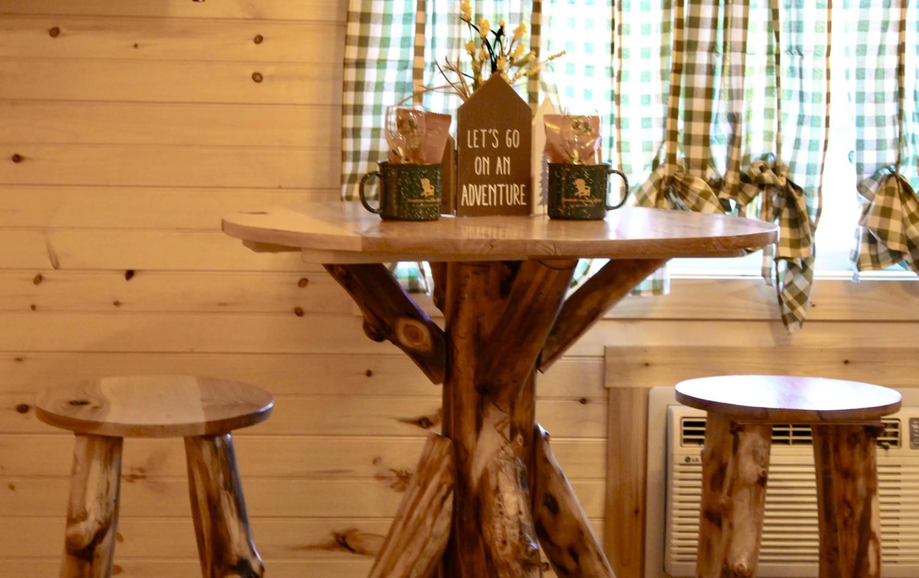 The Sundowner on Lake George