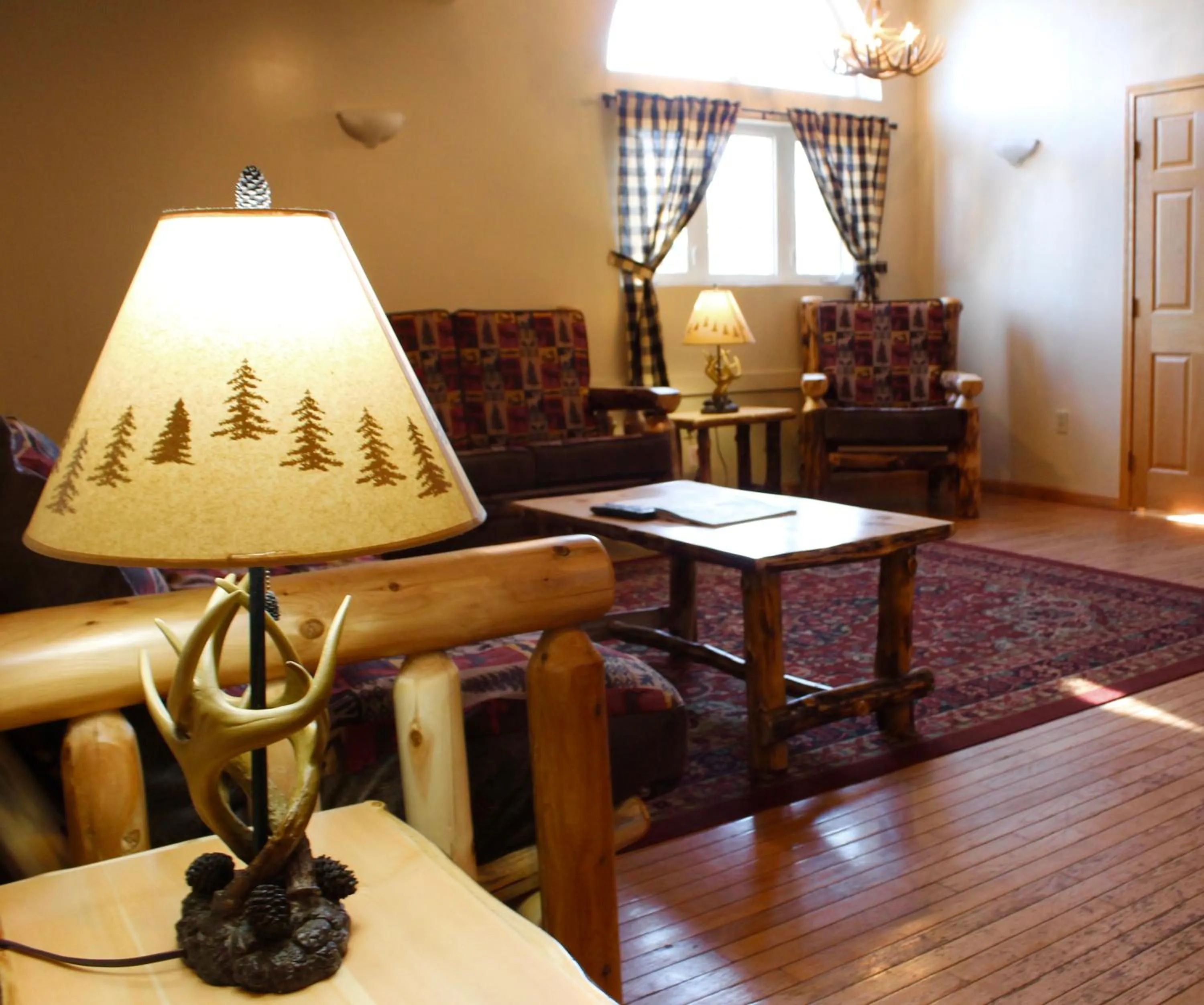 The Sundowner on Lake George