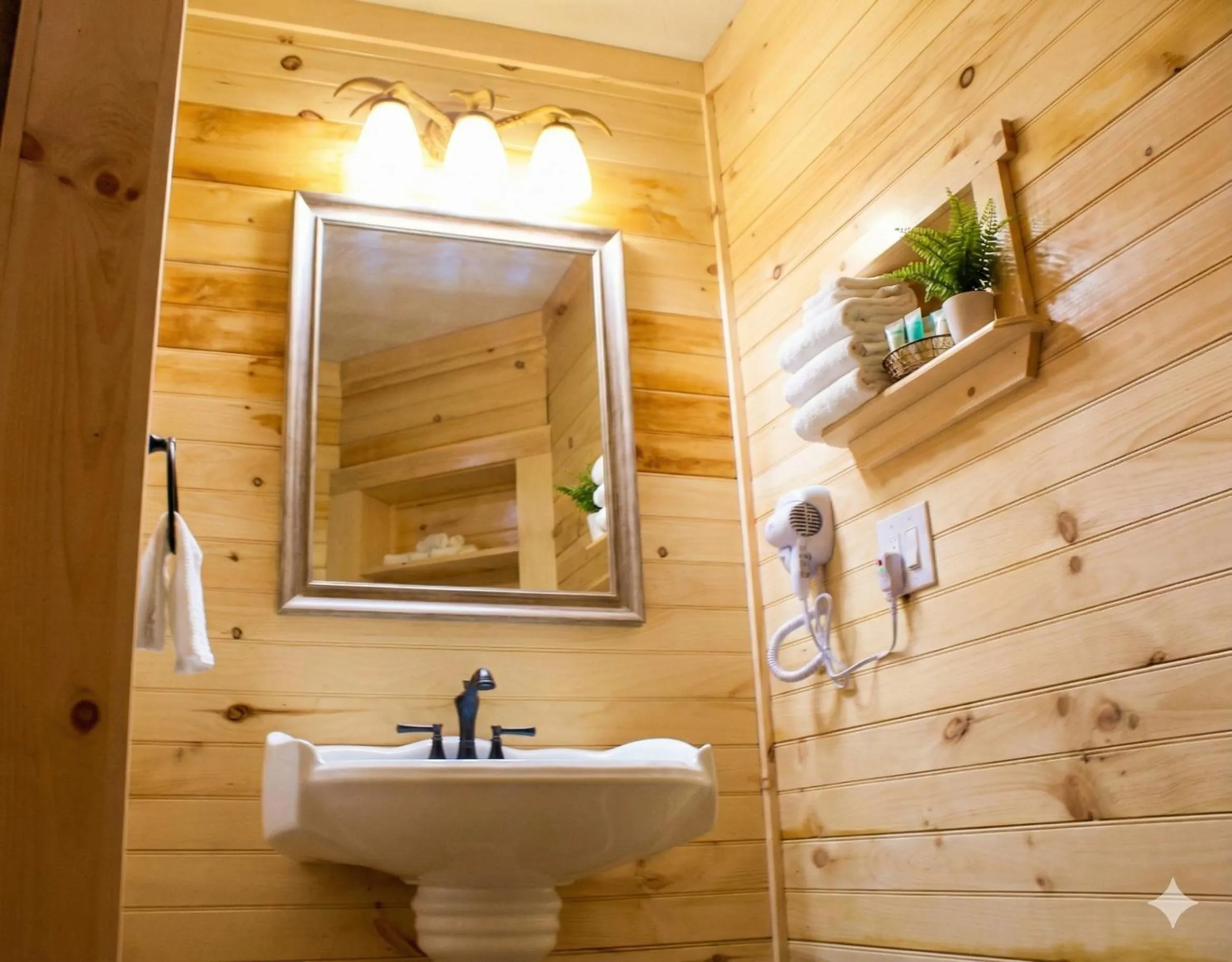 The Sundowner on Lake George