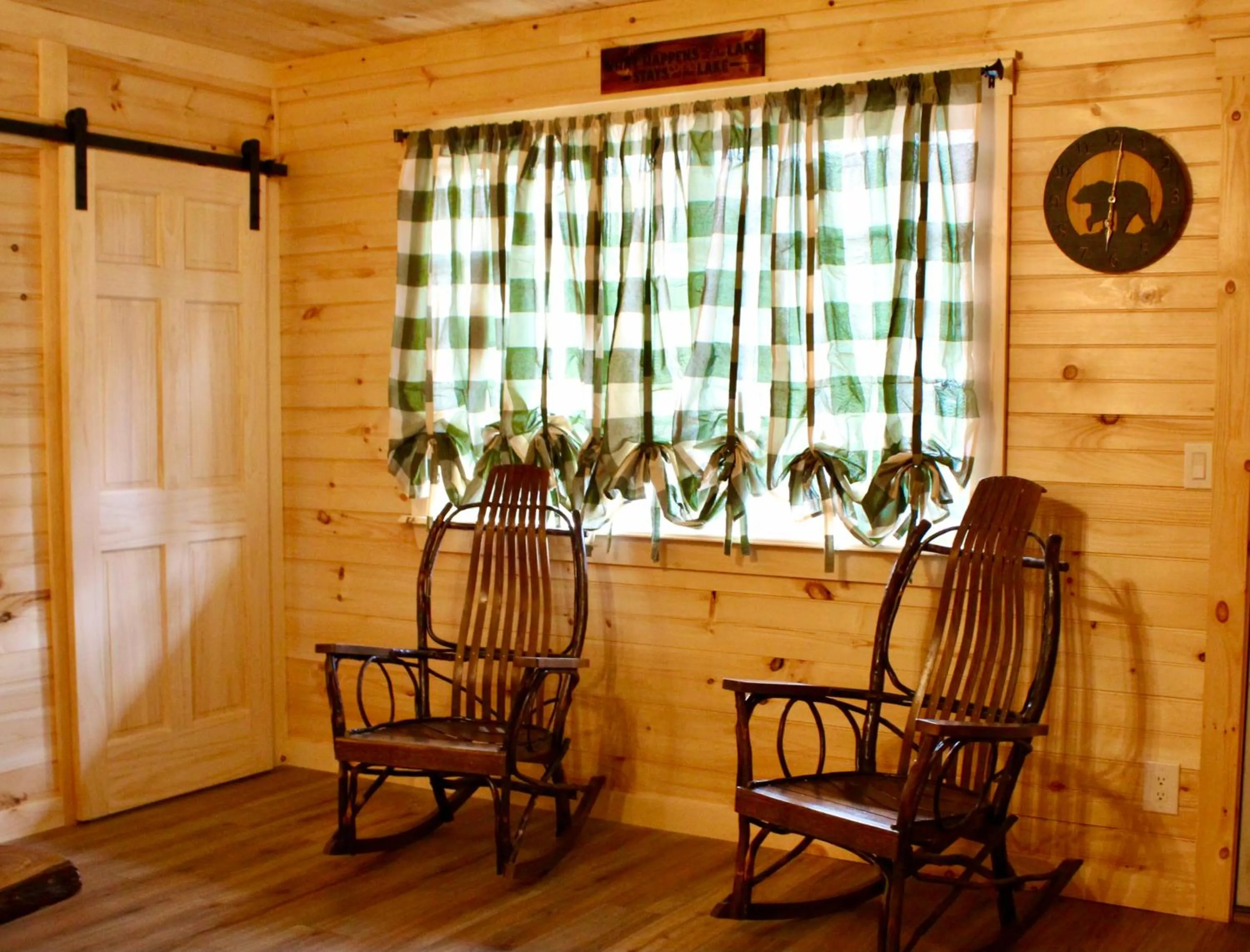 The Sundowner on Lake George