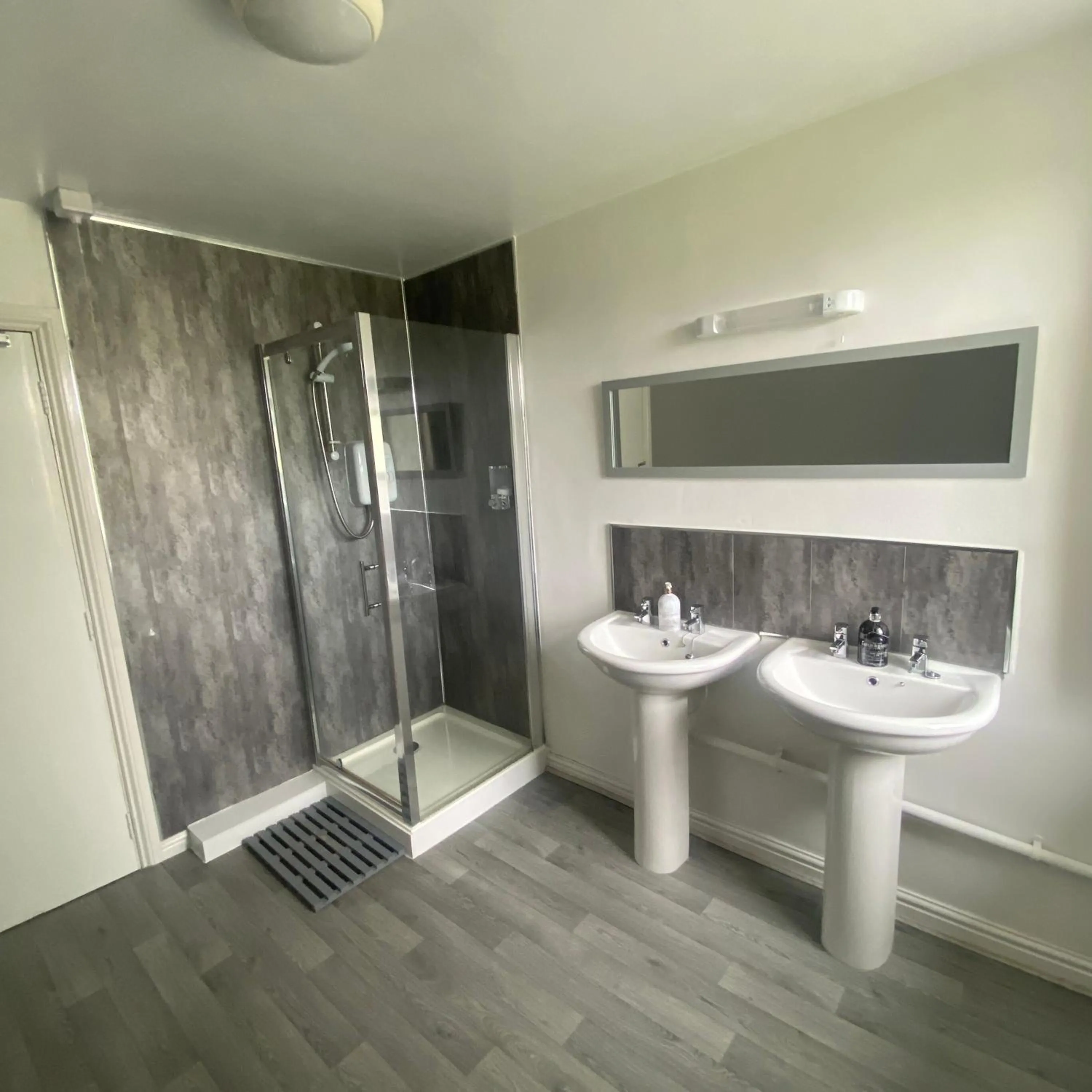 Bathroom in Number 19 Guesthouse