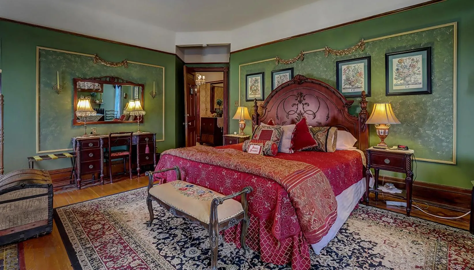 Bedroom, Bed in Schuster Mansion Bed & Breakfast