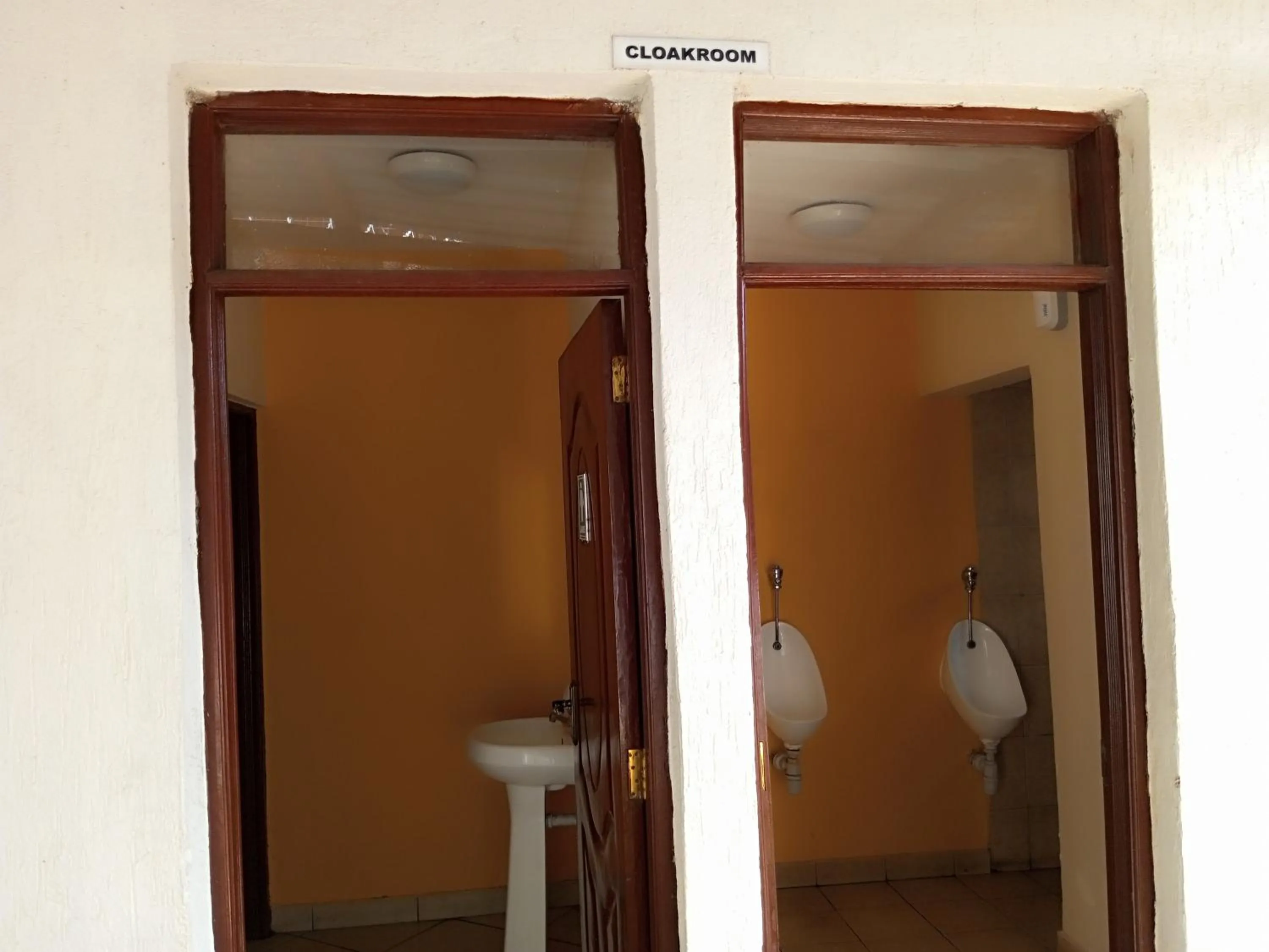 Toilet in Fourth Parklands Hotel