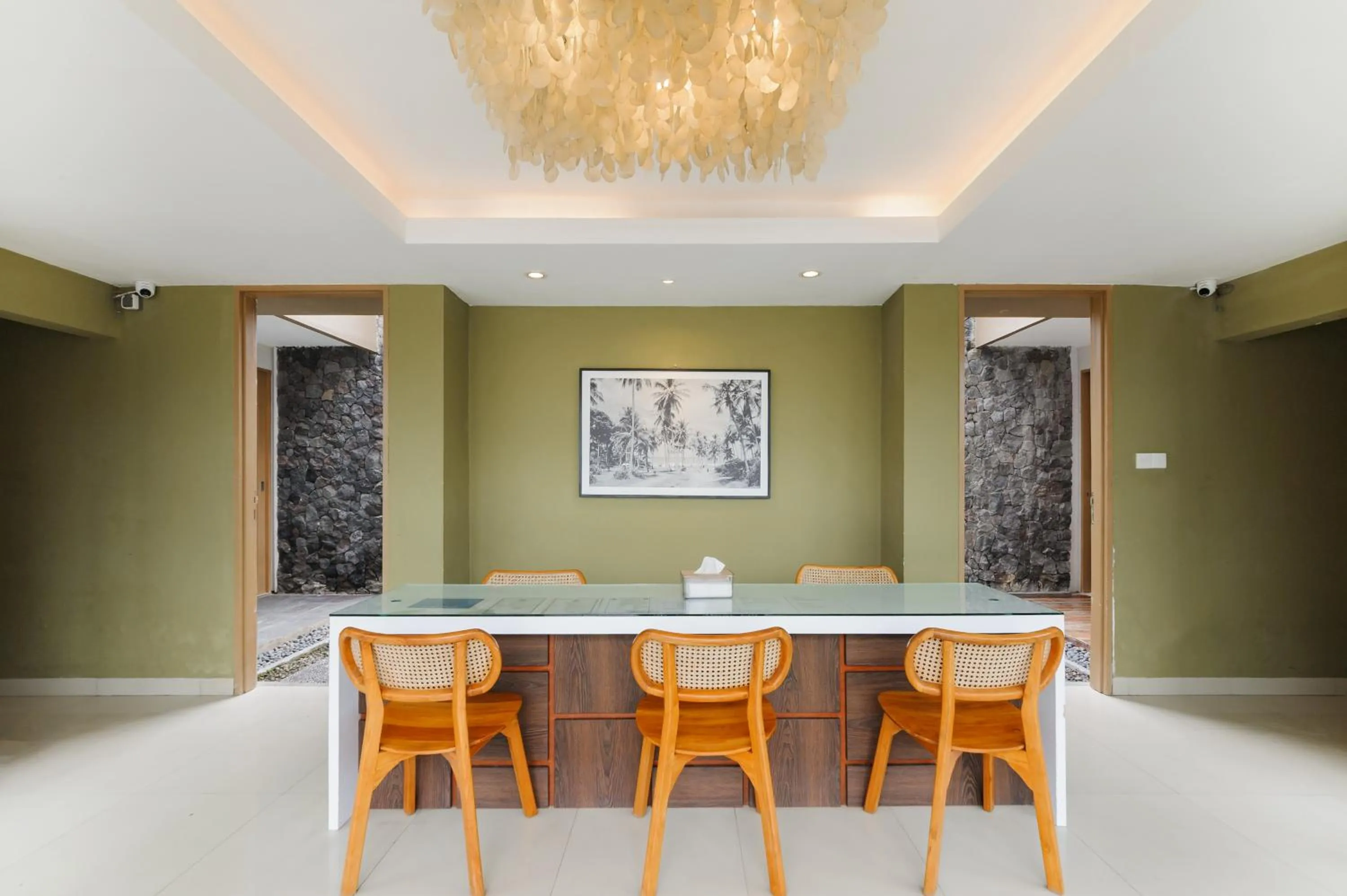 Lobby or reception in Sans Vibes Astana Residence Seminyak