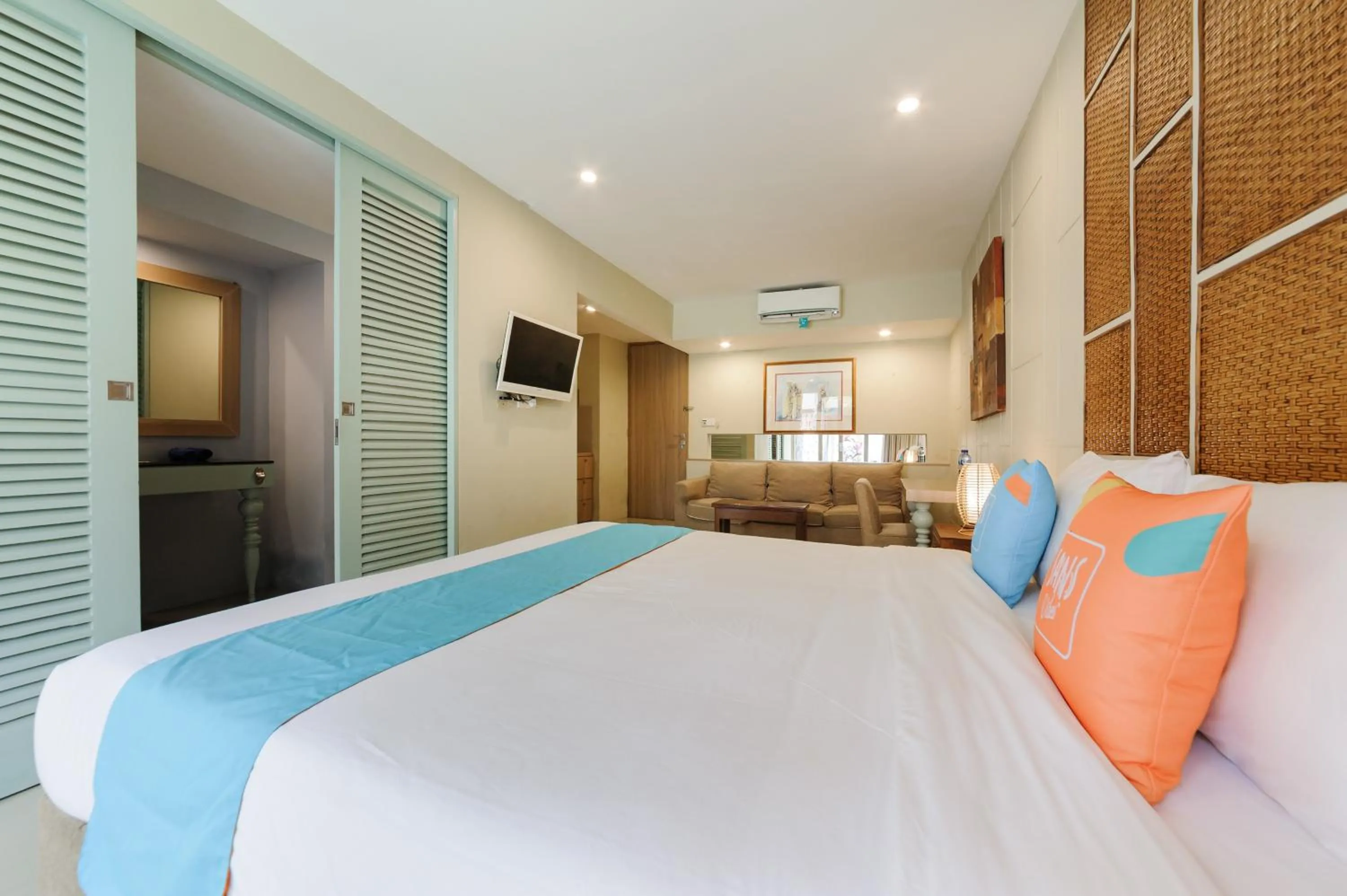 Bedroom, Bed in Sans Vibes Astana Residence Seminyak