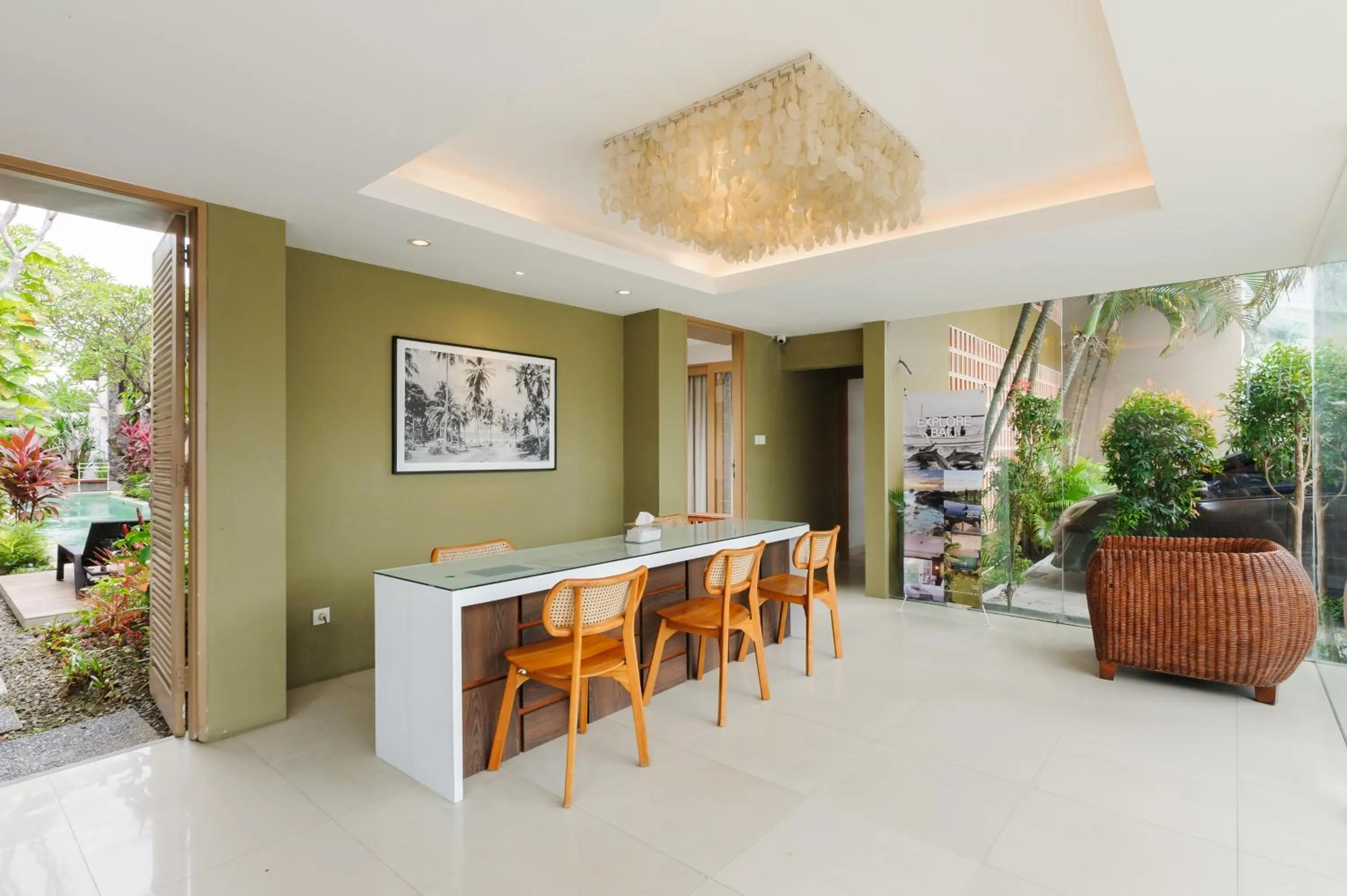 Lobby or reception in Tan's Astana Villa's by The Lavana