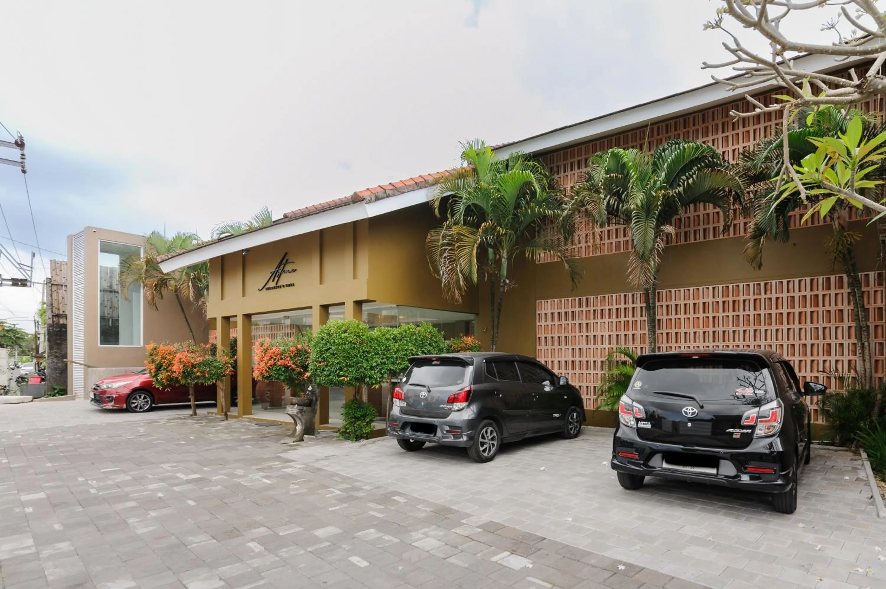 Parking in Tan's Astana Villa's by The Lavana