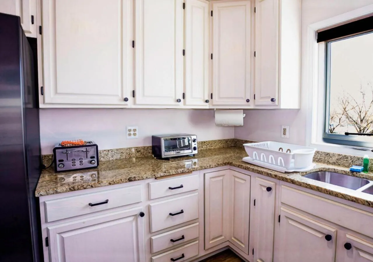 kitchen in Cherry Hill Park