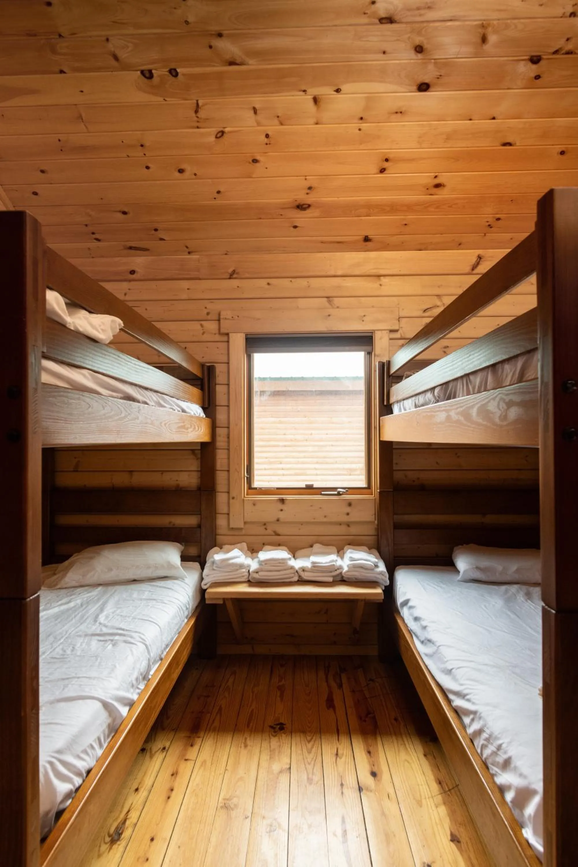 Bedroom, Bed in Cherry Hill Park