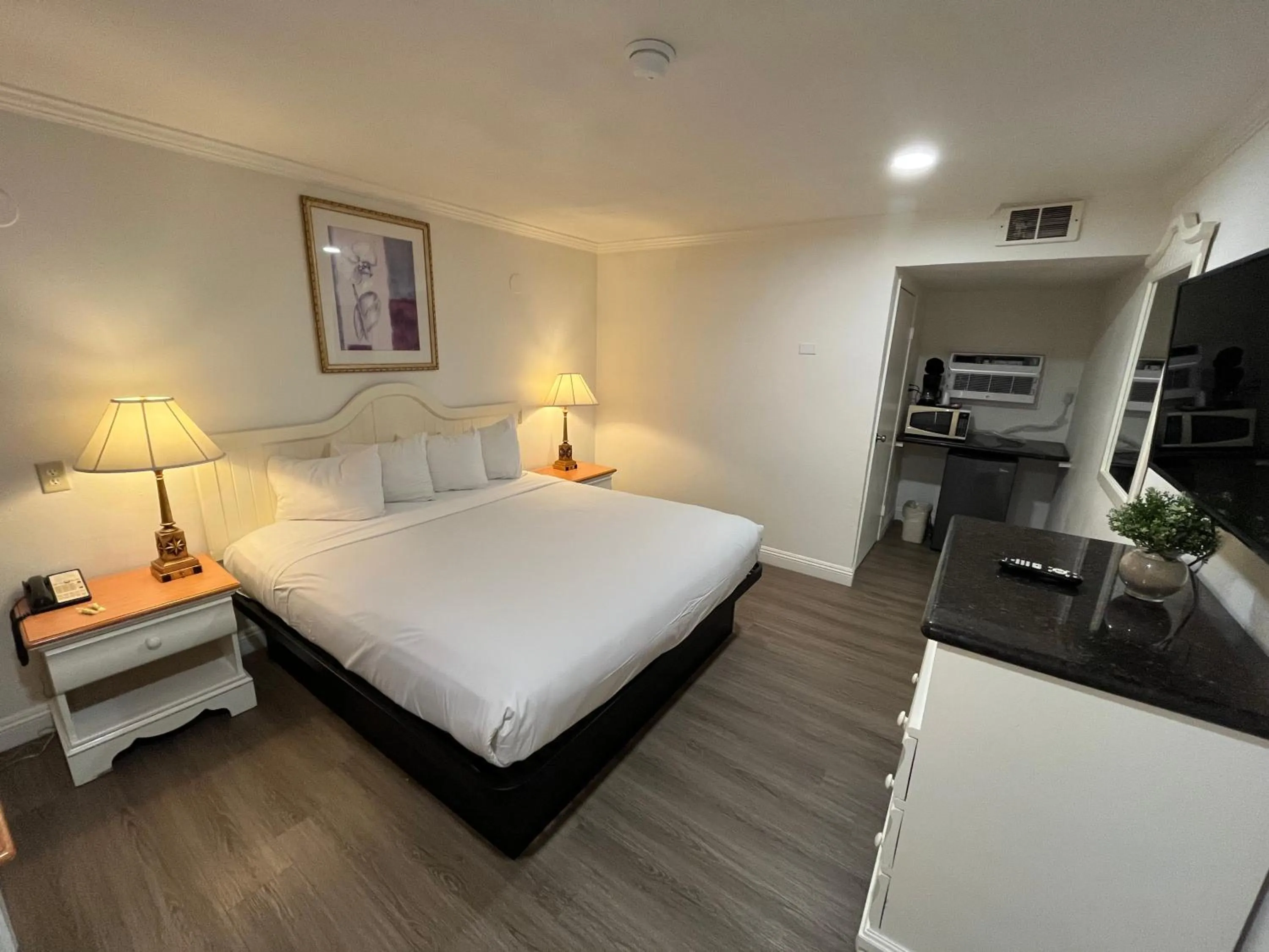 Bed in American Inn - Grover beach - Pismo Beach