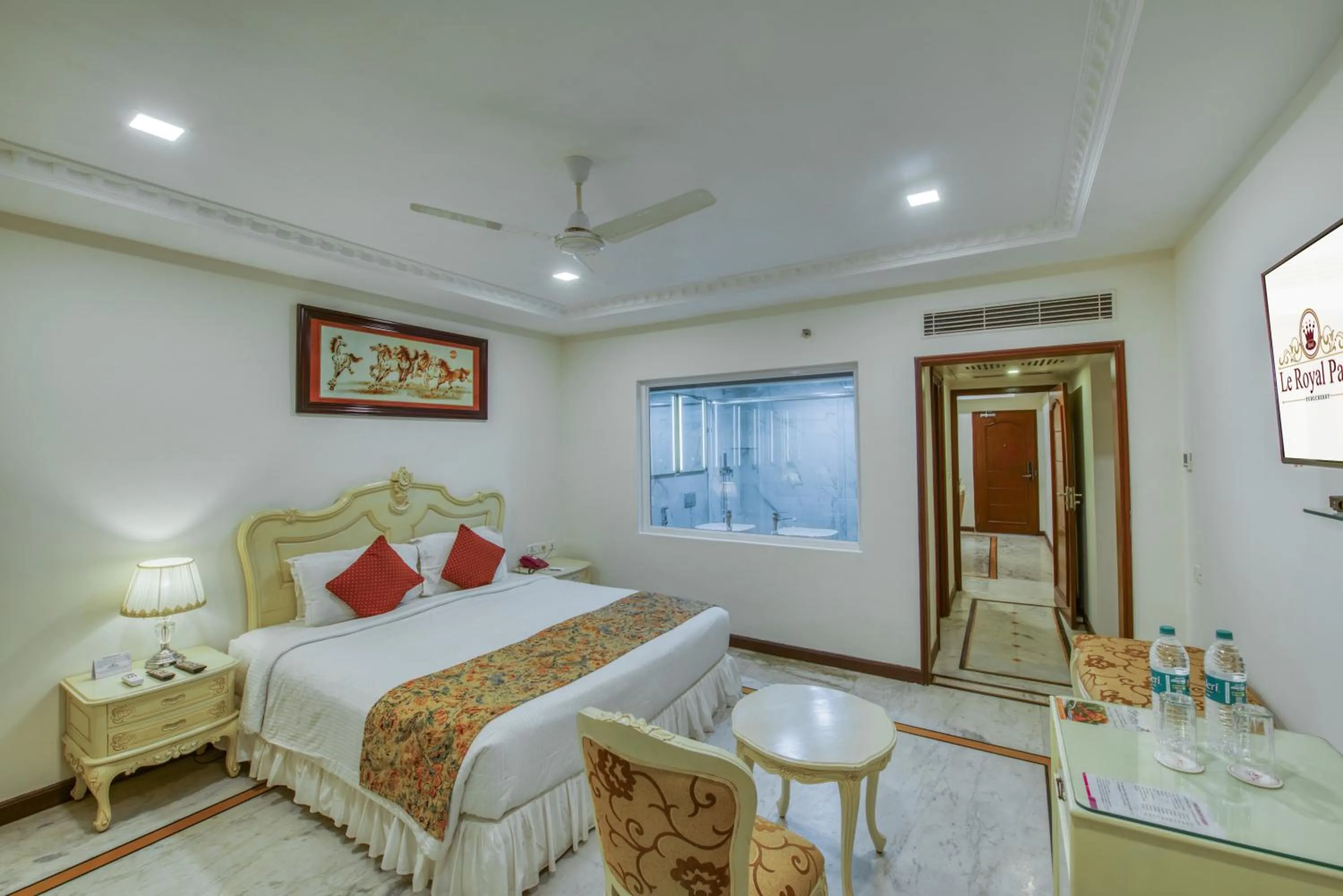 Bed in Hotel Le Royal Park - Puducherry