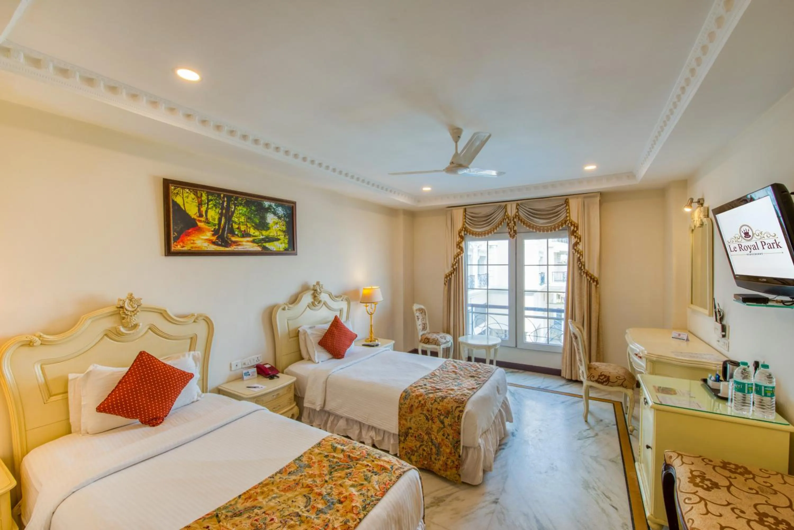 Bed in Hotel Le Royal Park - Puducherry