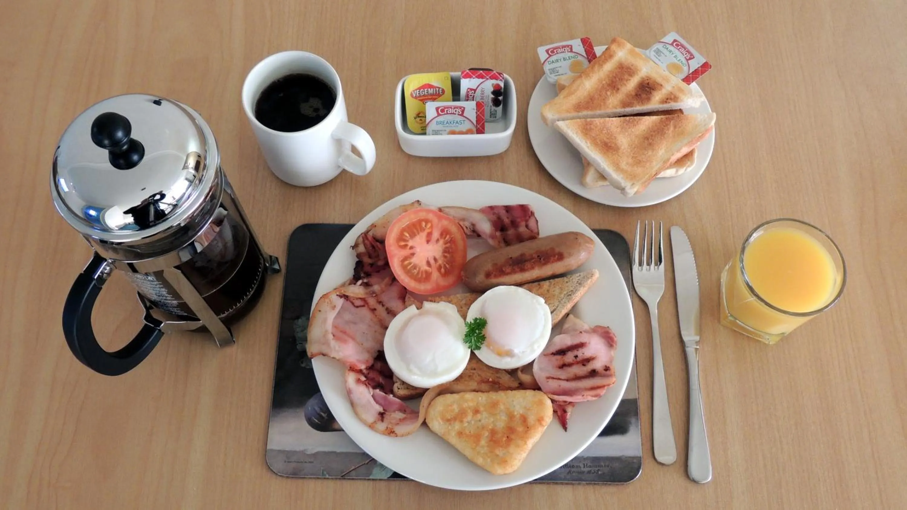 Breakfast in Central Motor Lodge