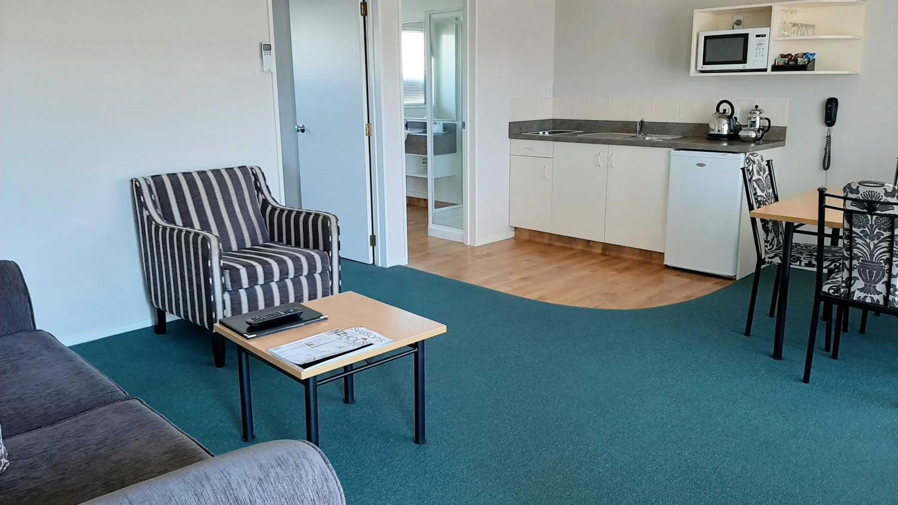 Dining area in Central Motor Lodge
