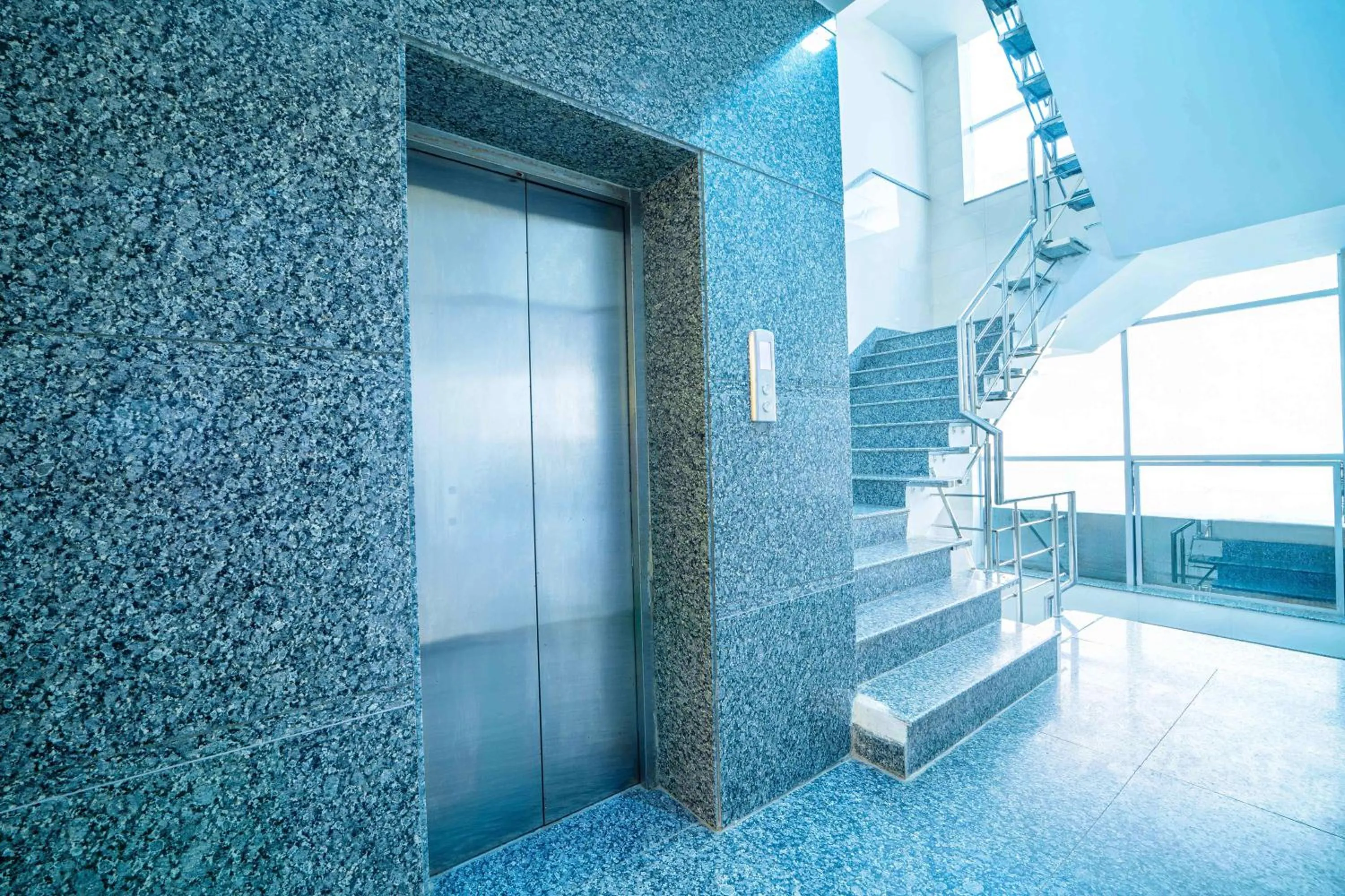 elevator in Treebo Gemstone