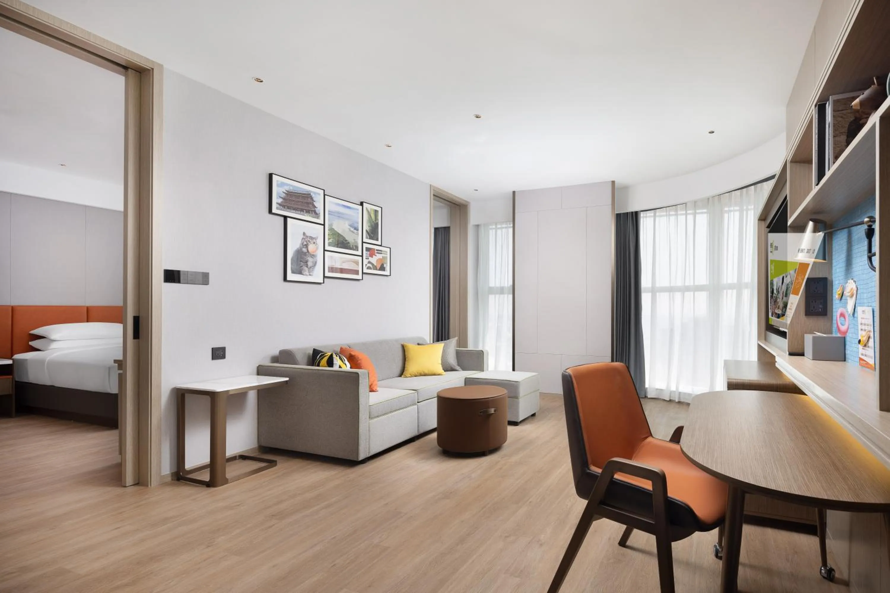 Seating area, Bed in Home2 Suite by Hilton Chaozhou