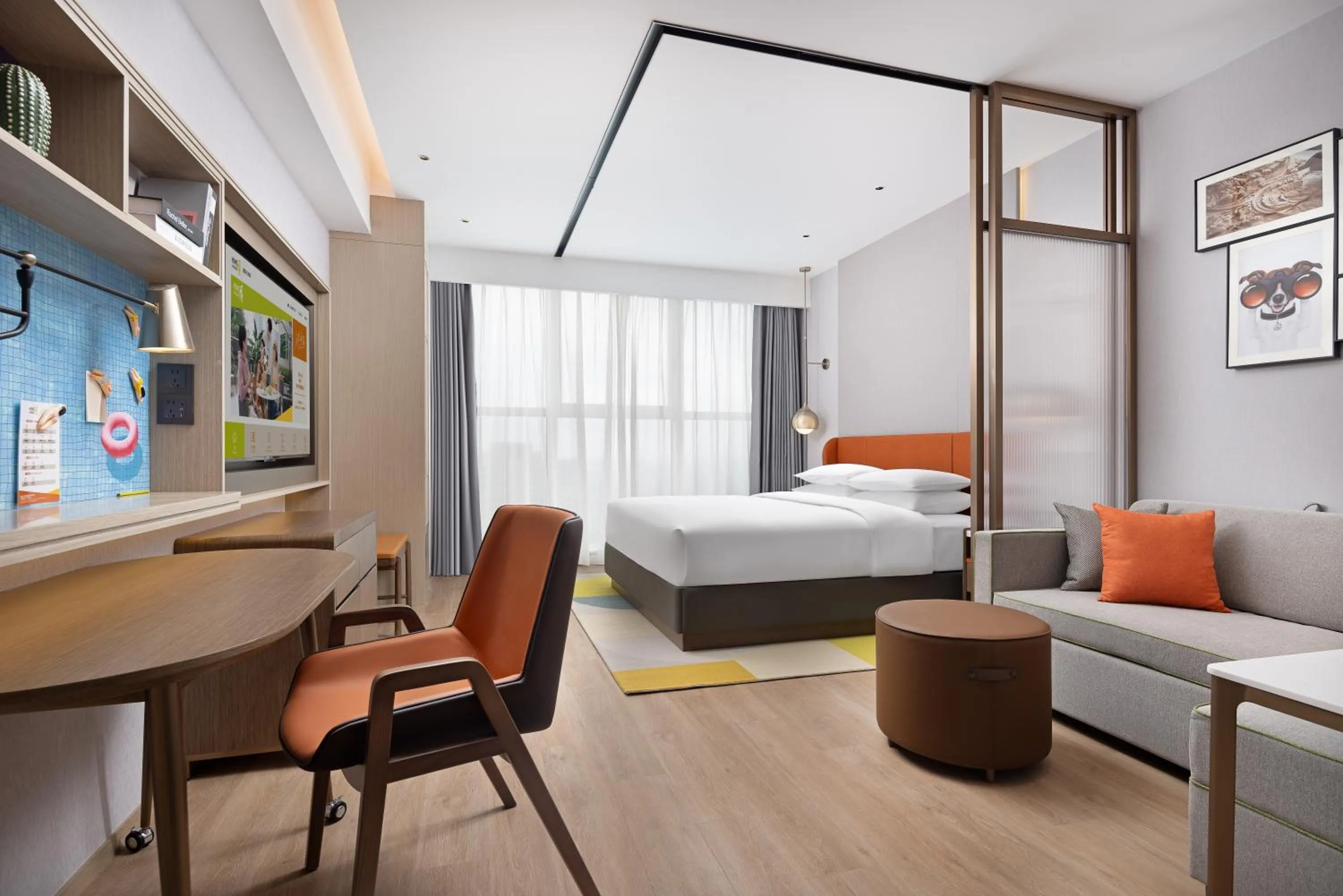 Photo of the whole room, Bed in Home2 Suite by Hilton Chaozhou