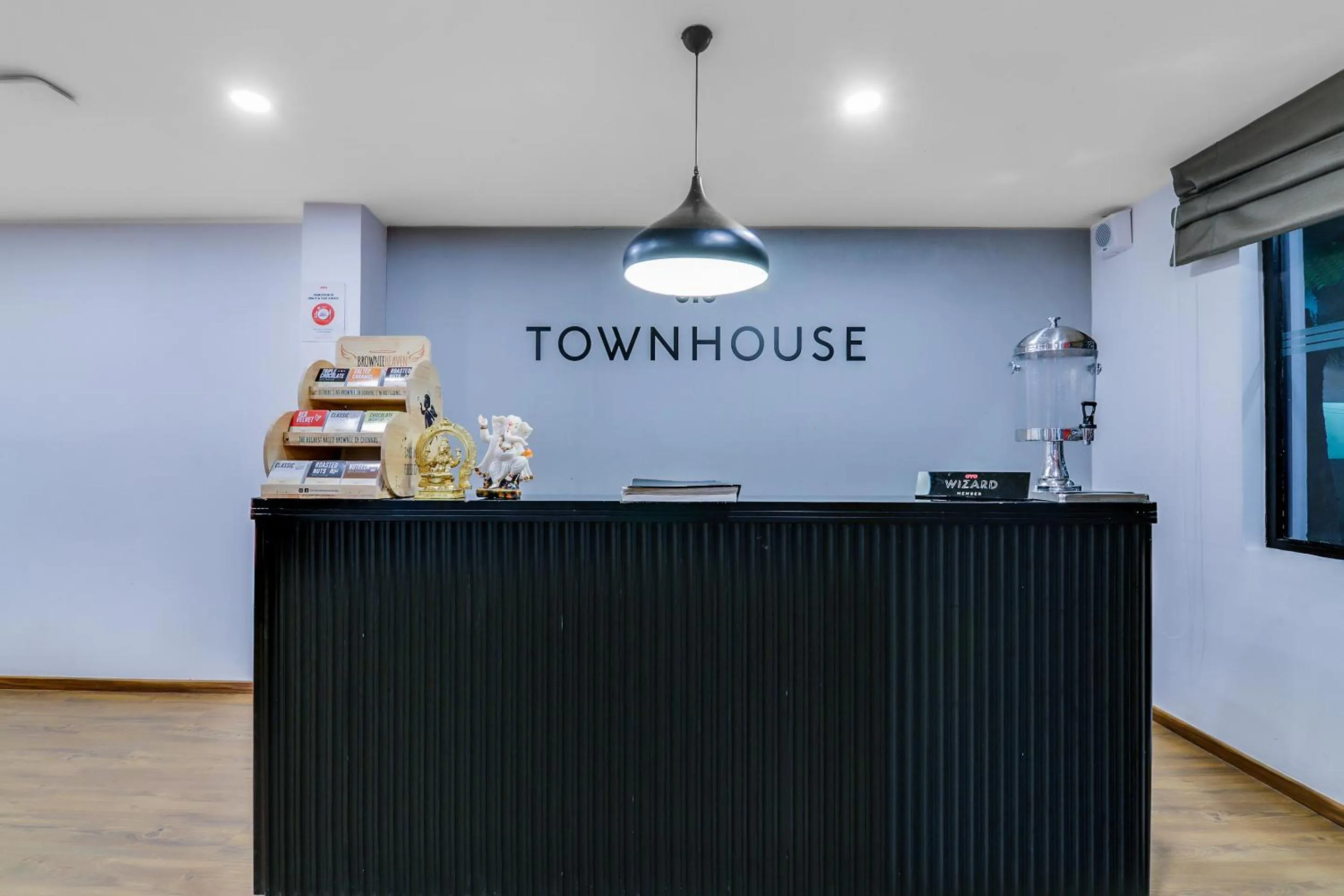 Lobby or reception in Townhouse Welcome INN