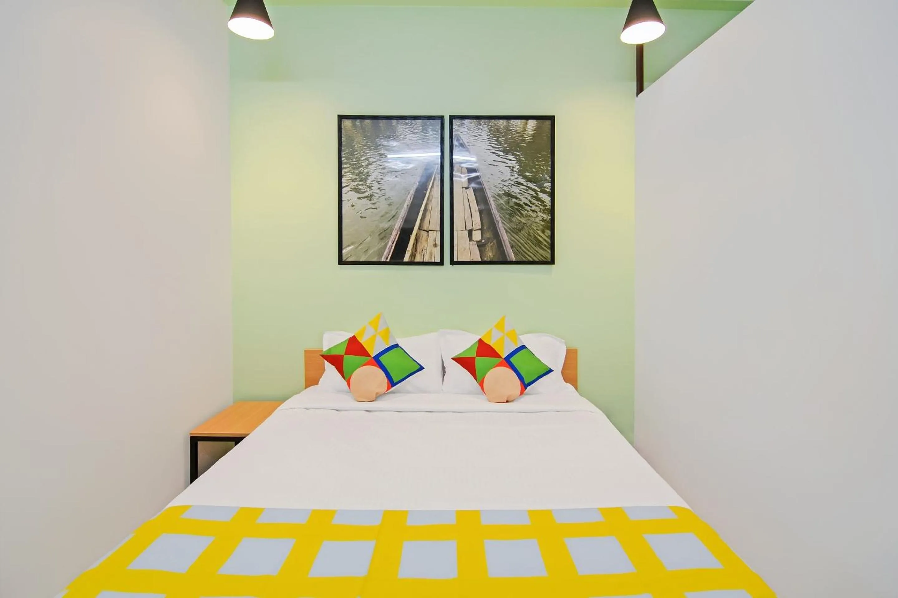 Hotel O Home Pop Tavern Pettah