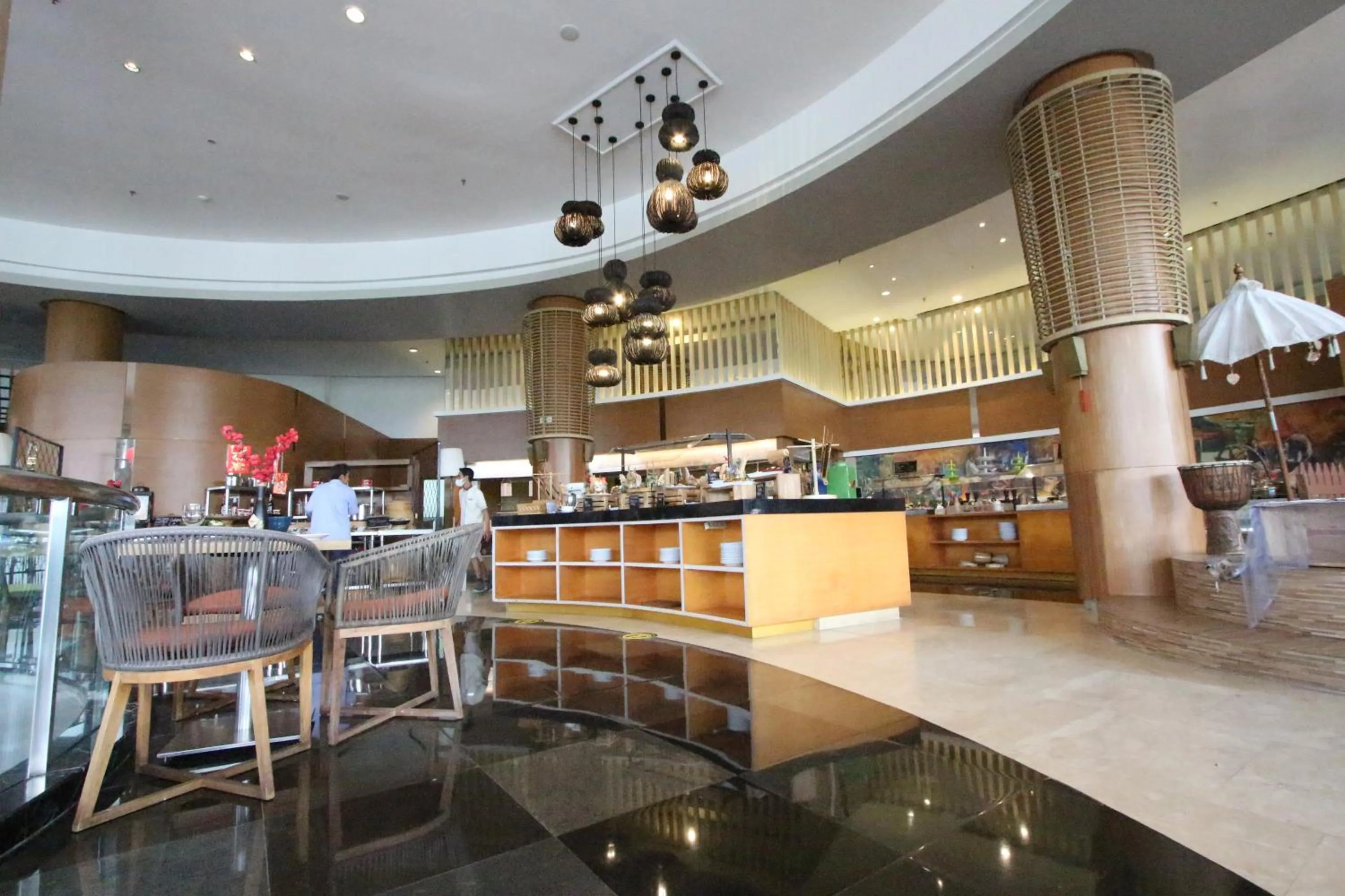 Restaurant/places to eat in Pesona Alam Resort & Spa