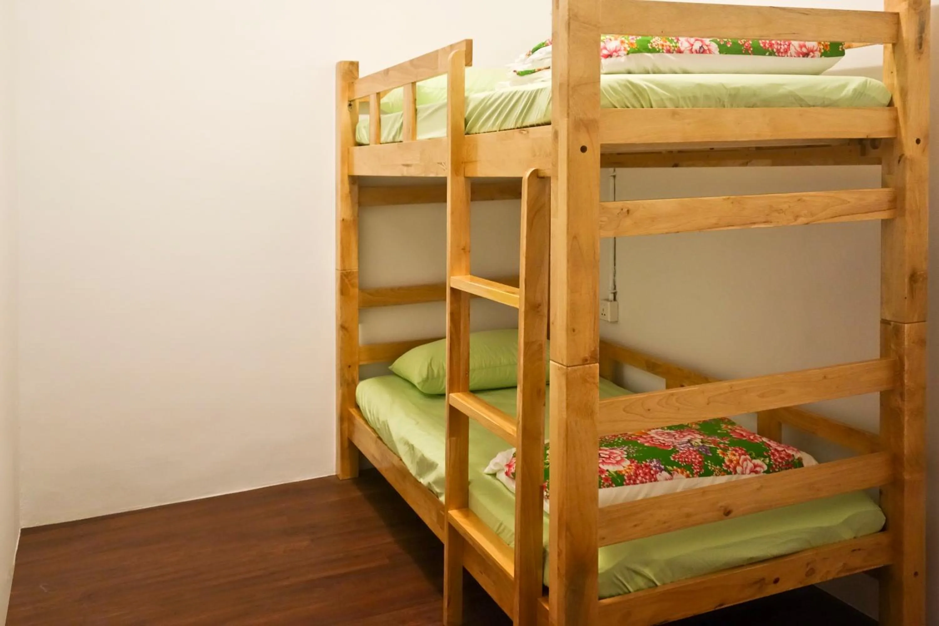 Night, Bed in T-Life Hostel